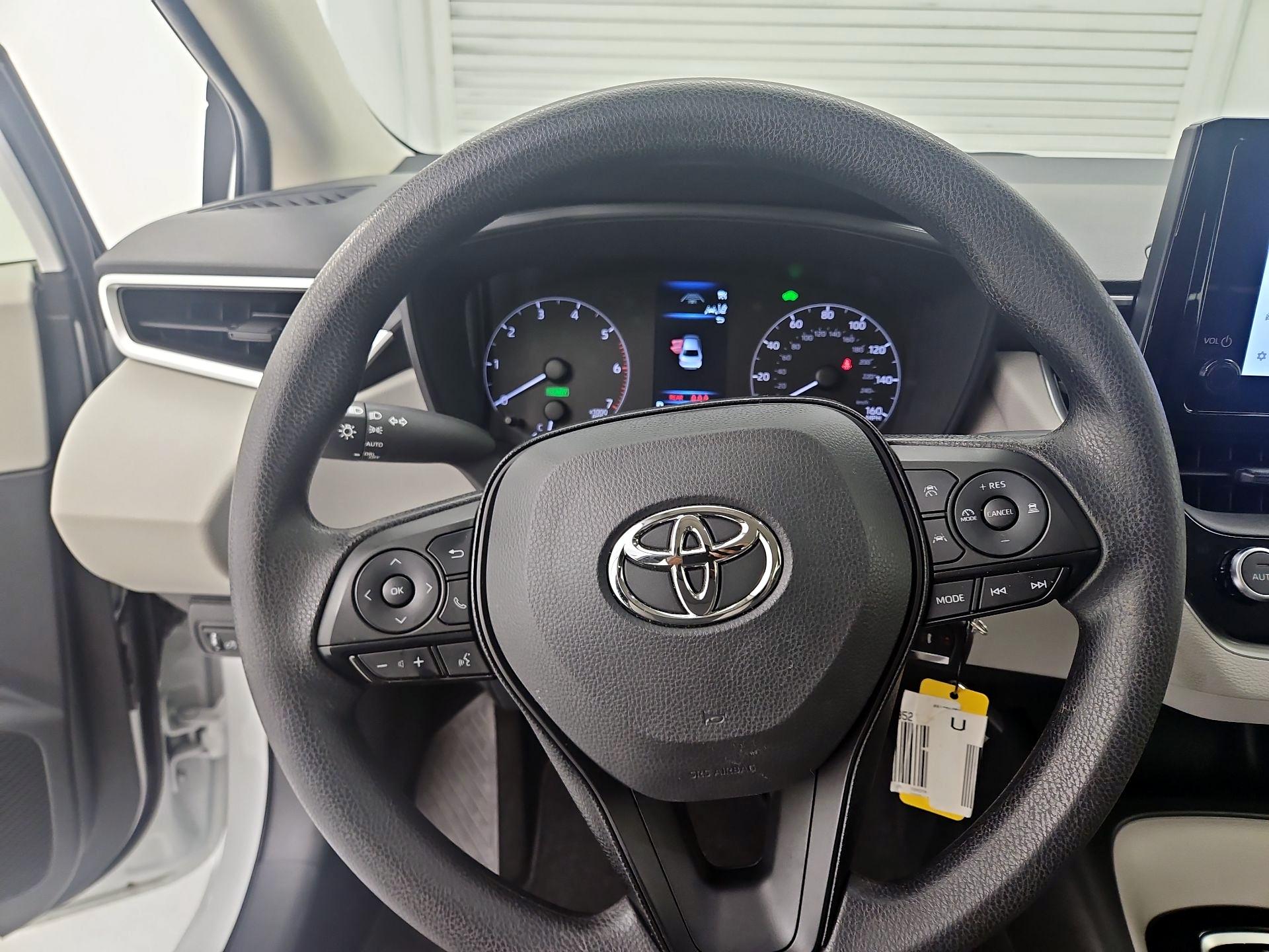 Thumbnail: 2025 Toyota Corolla - 10