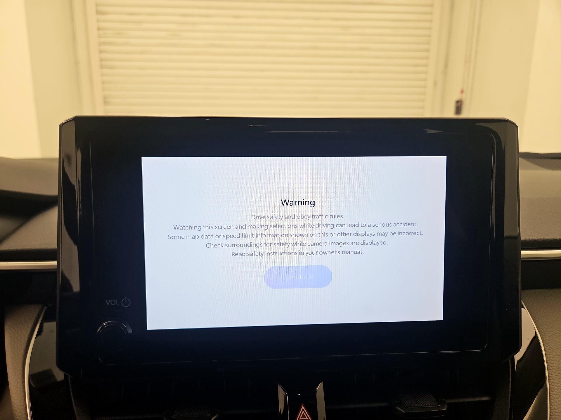 Thumbnail: 2025 Toyota Corolla - 16