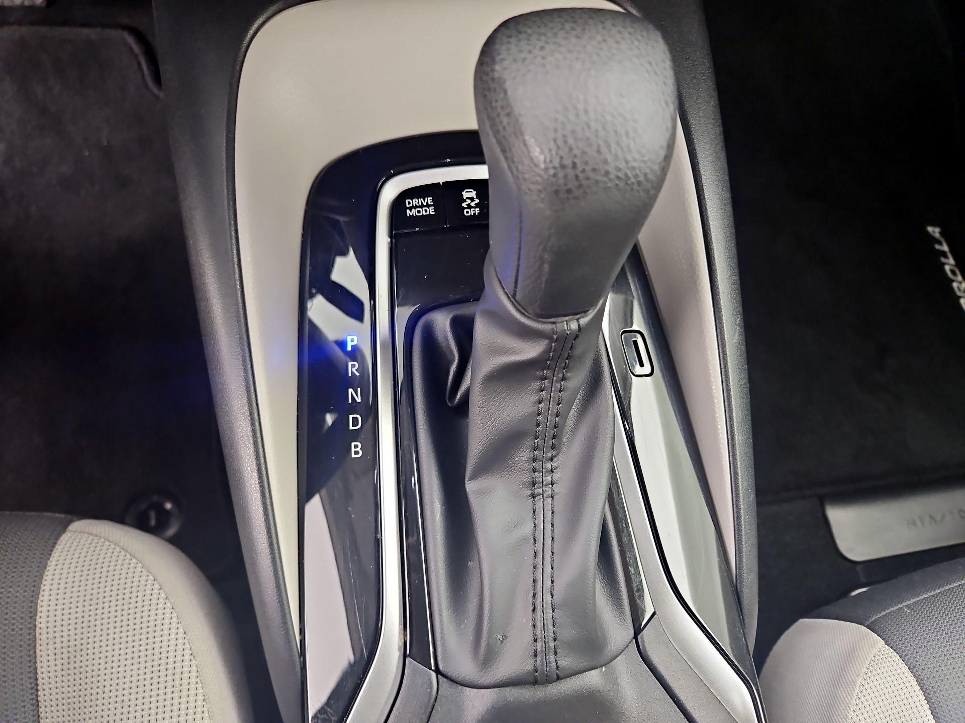 Thumbnail: 2025 Toyota Corolla - 18