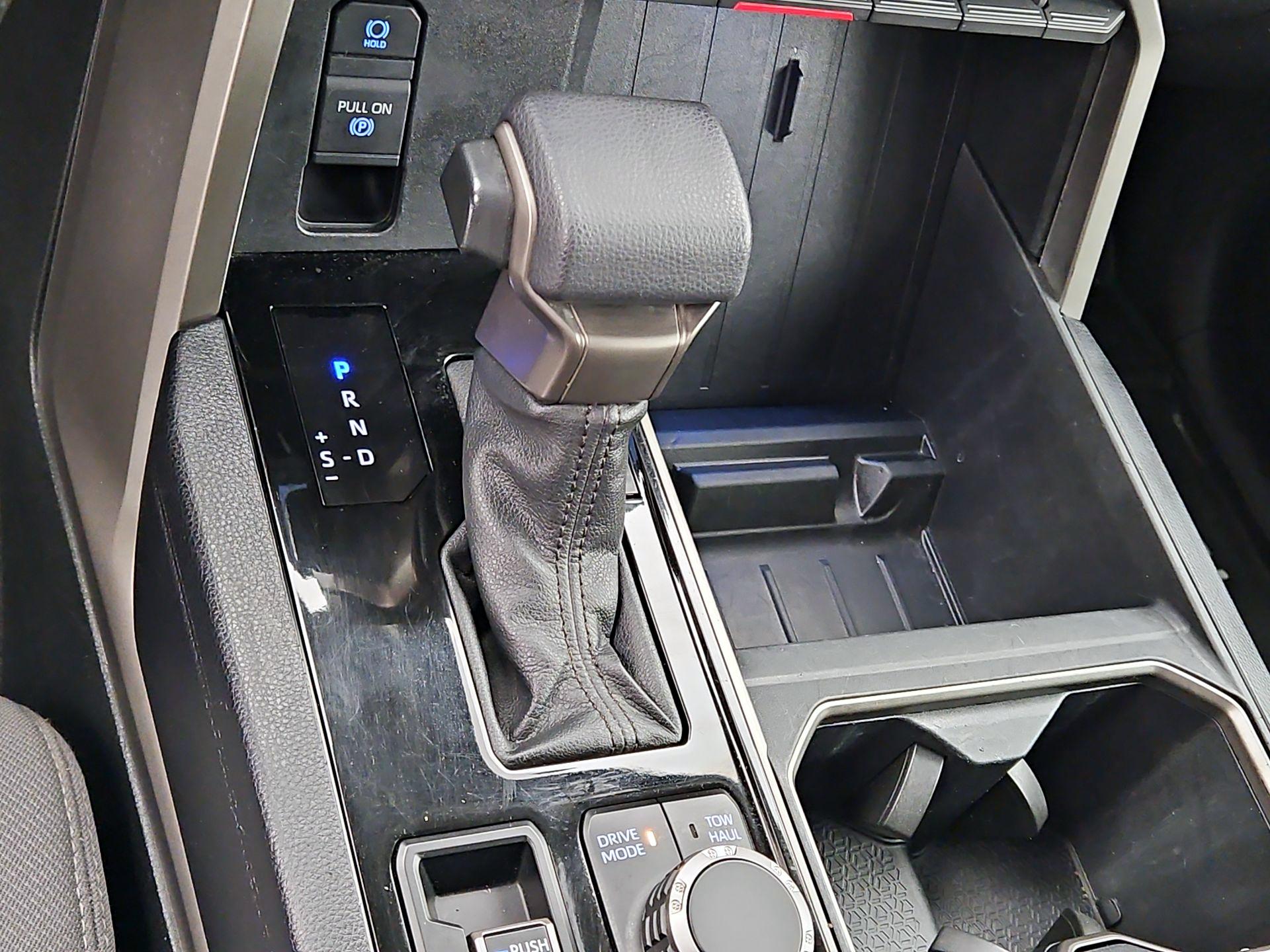 Thumbnail: 2023 Toyota Tundra - 17