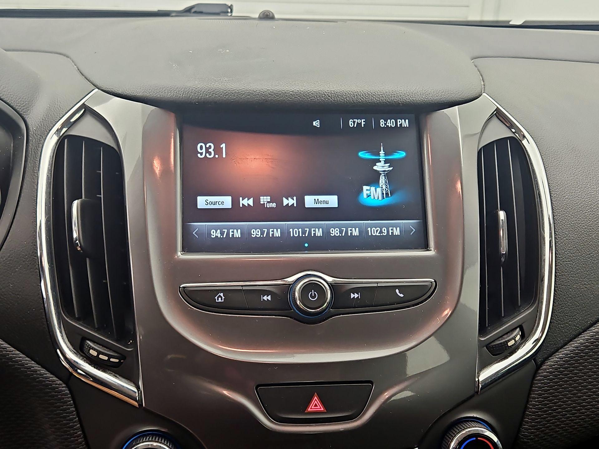 Thumbnail: 2017 Chevrolet Cruze - 14