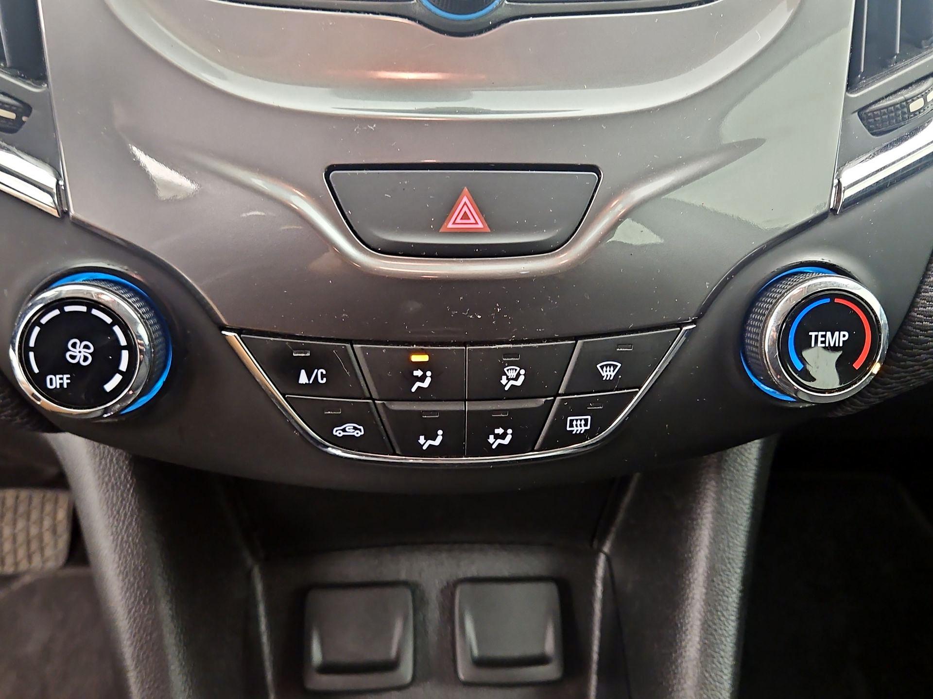 Thumbnail: 2017 Chevrolet Cruze - 15