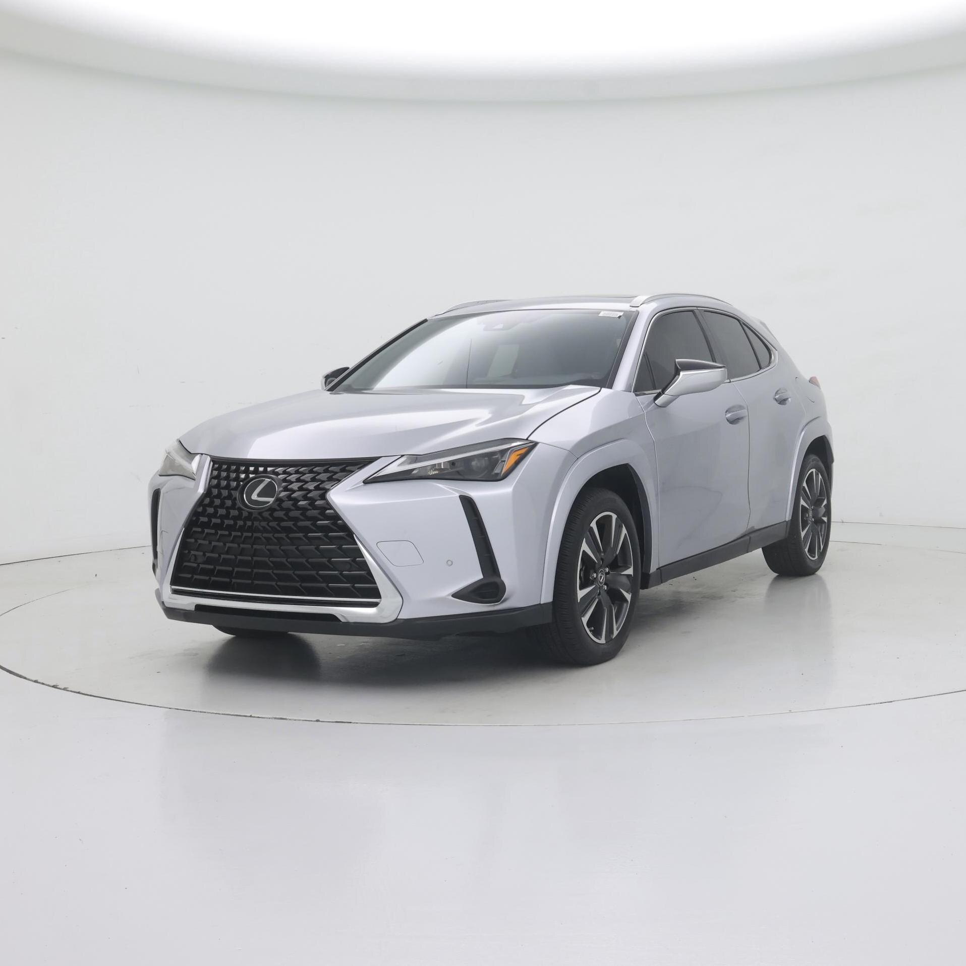 Thumbnail: 2024 Lexus UX - 4