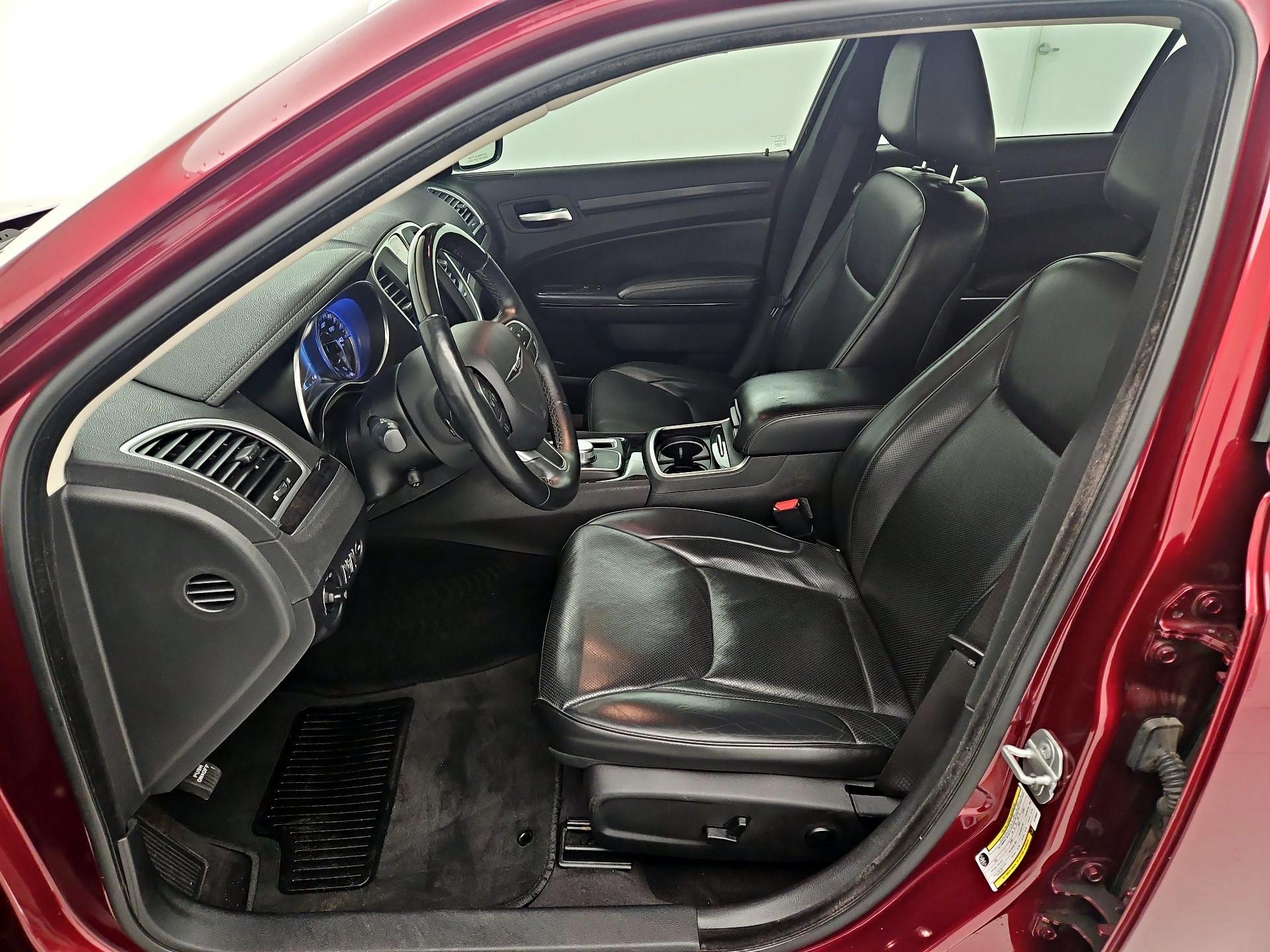 Thumbnail: 2018 Chrysler 300 - 11