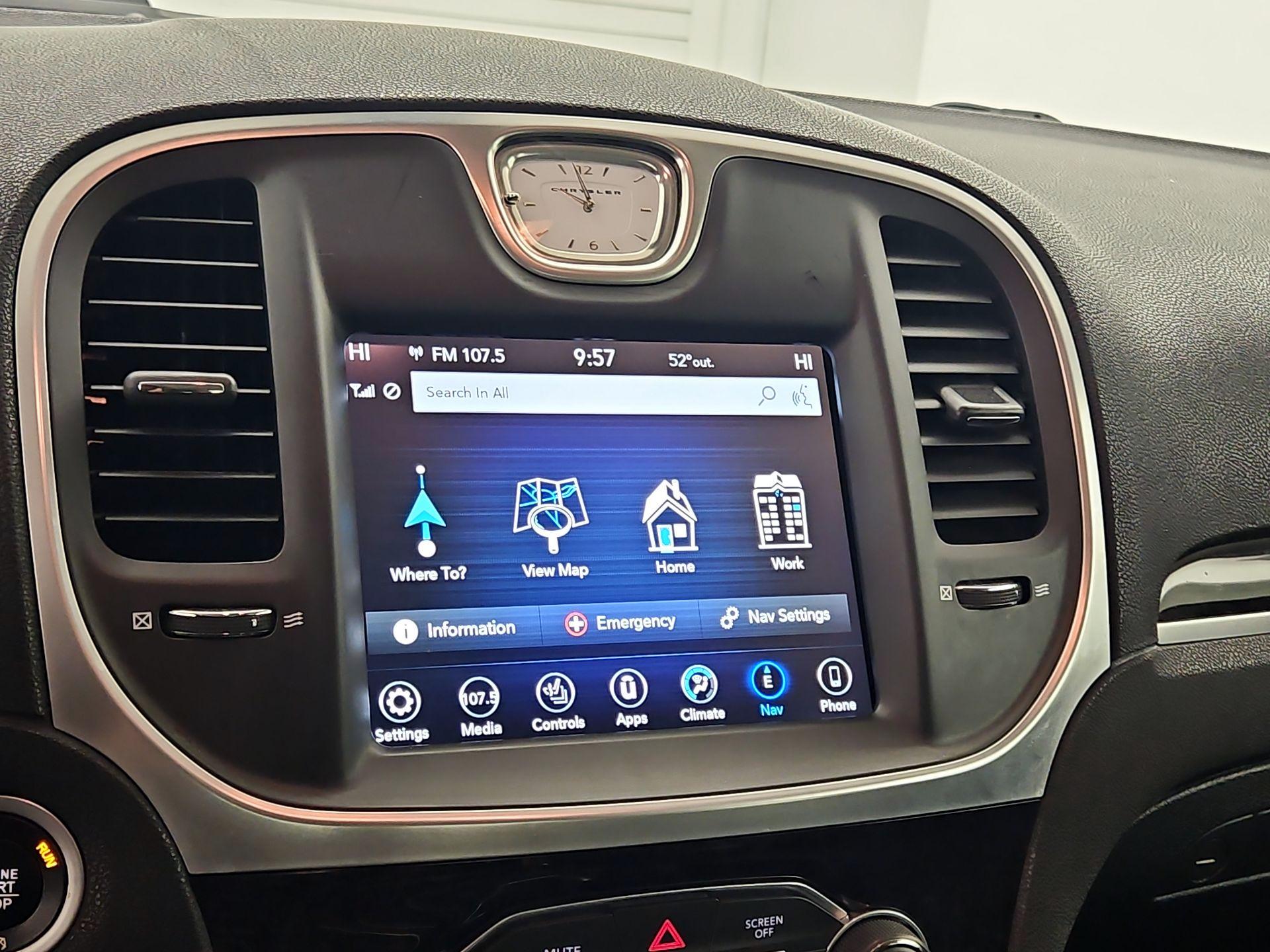 Thumbnail: 2018 Chrysler 300 - 14