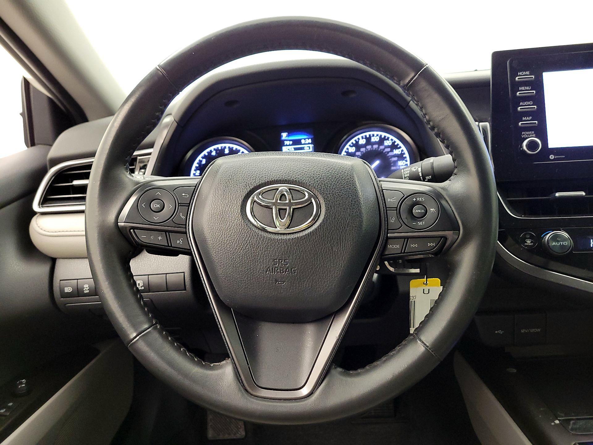 Thumbnail: 2024 Toyota Camry - 10