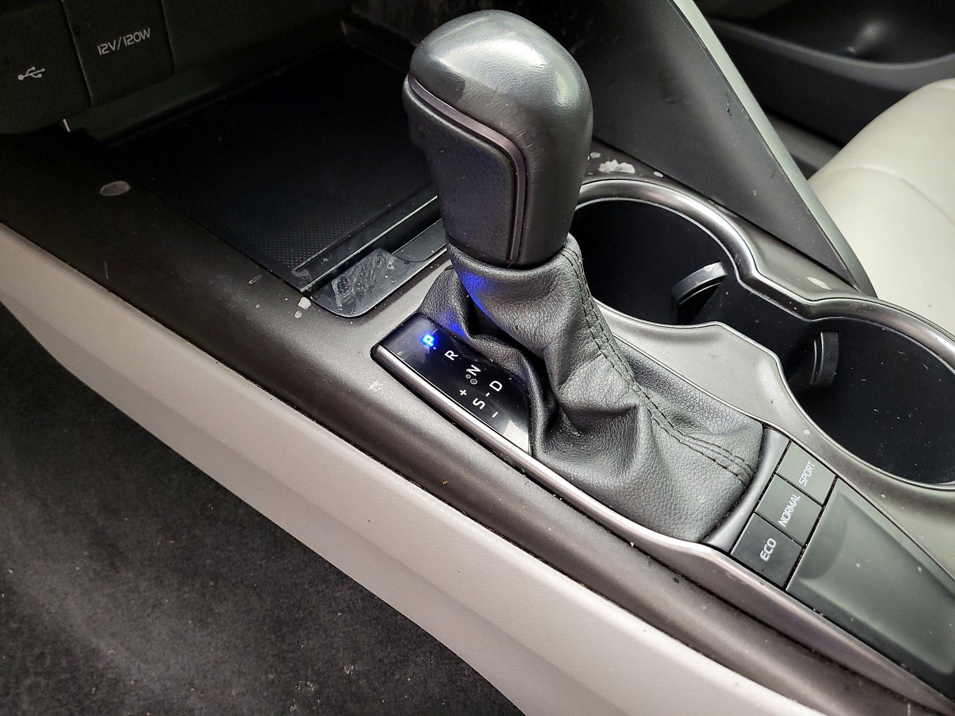 Thumbnail: 2024 Toyota Camry - 17