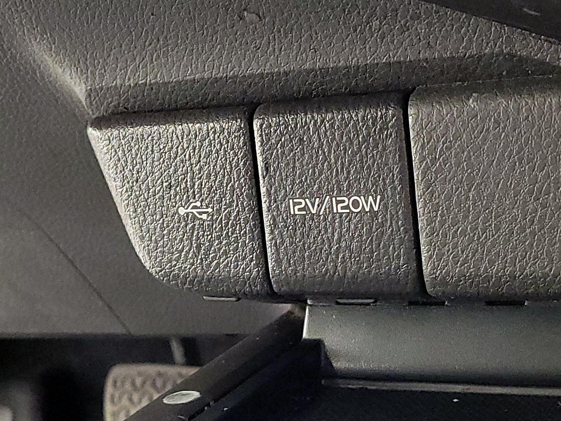 Thumbnail: 2024 Toyota Camry - 18