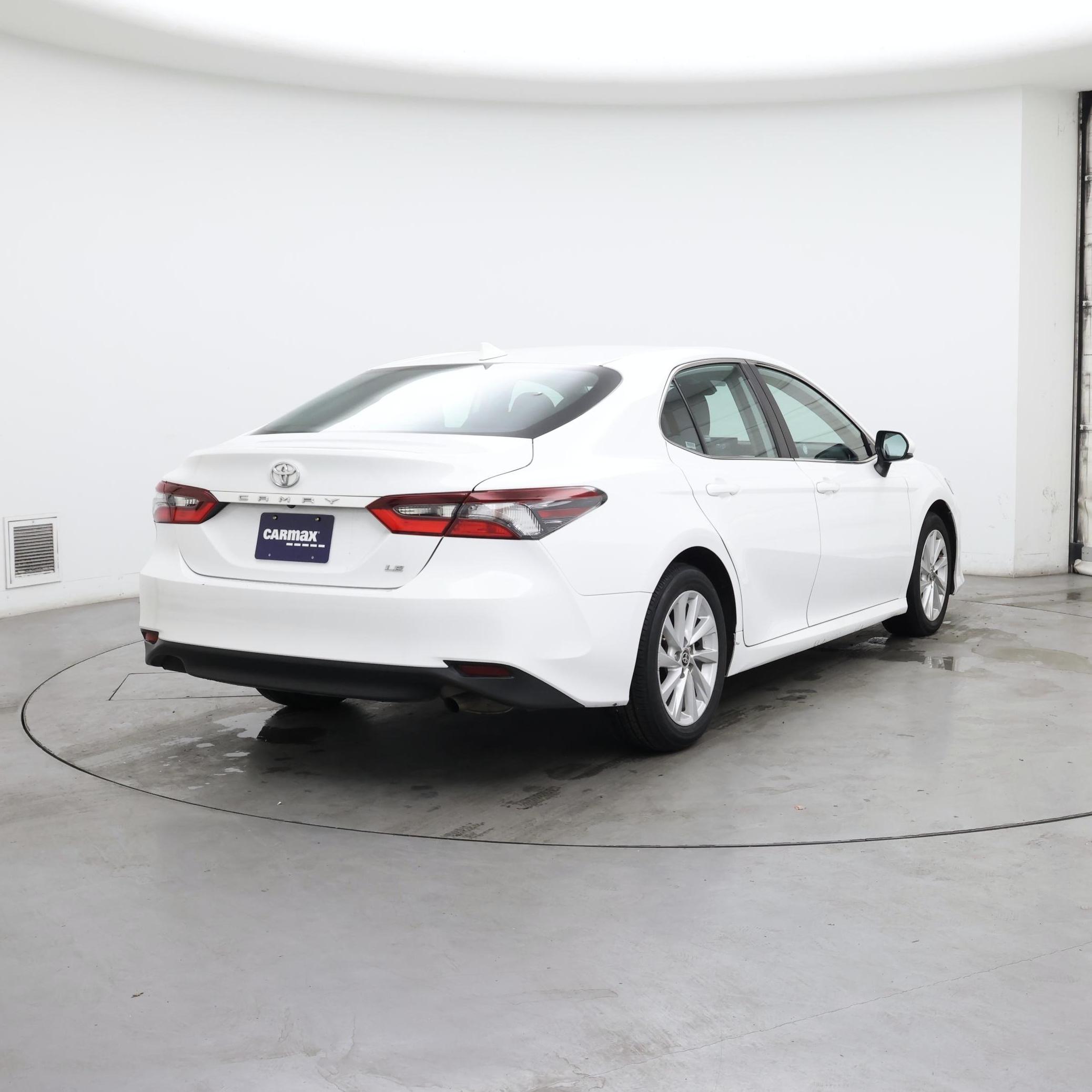 Thumbnail: 2024 Toyota Camry - 8