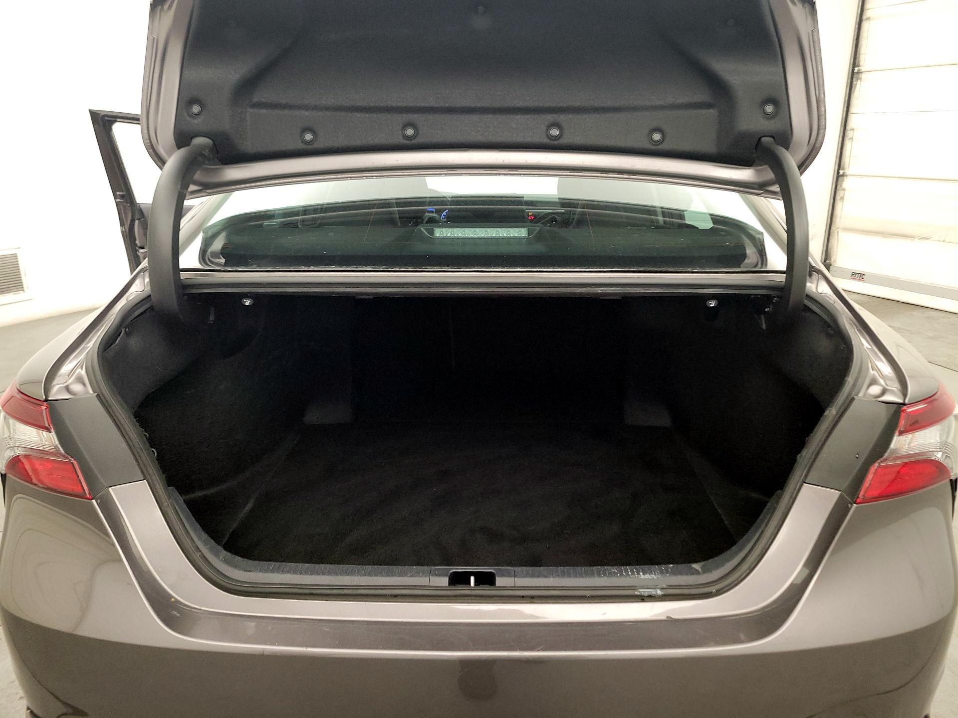 Thumbnail: 2024 Toyota Camry - 20