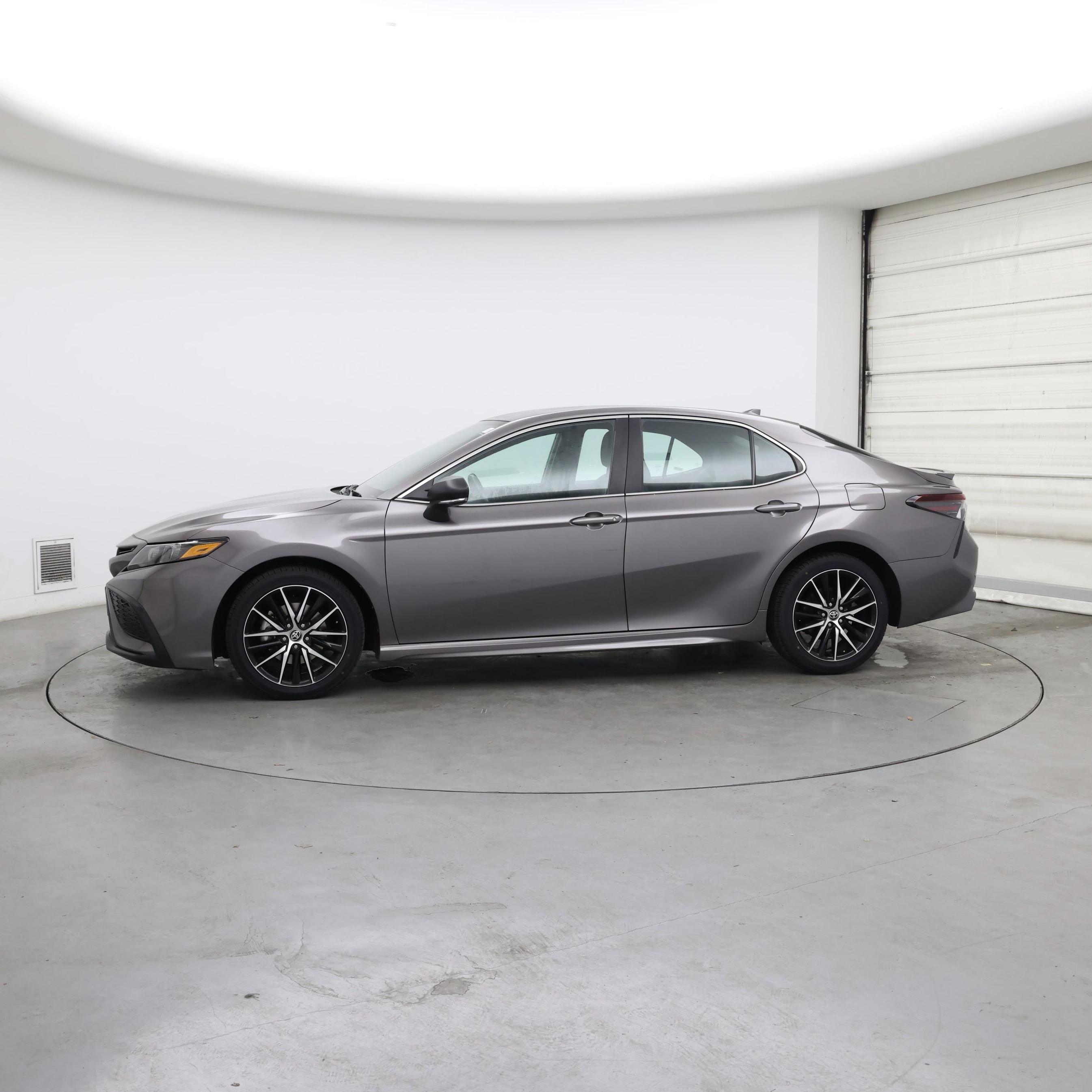 Thumbnail: 2024 Toyota Camry - 3