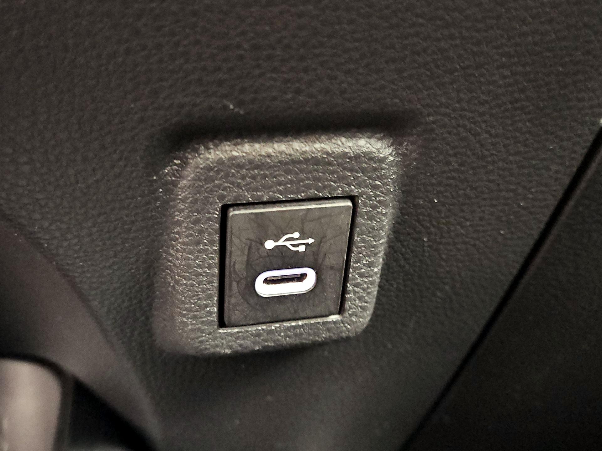 Thumbnail: 2024 Toyota Corolla - 18