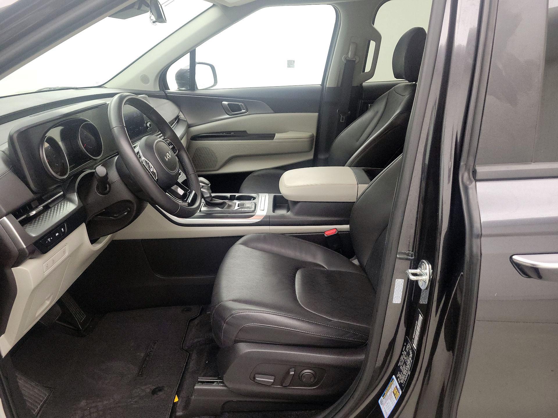 Thumbnail: 2024 Kia Carnival - 11