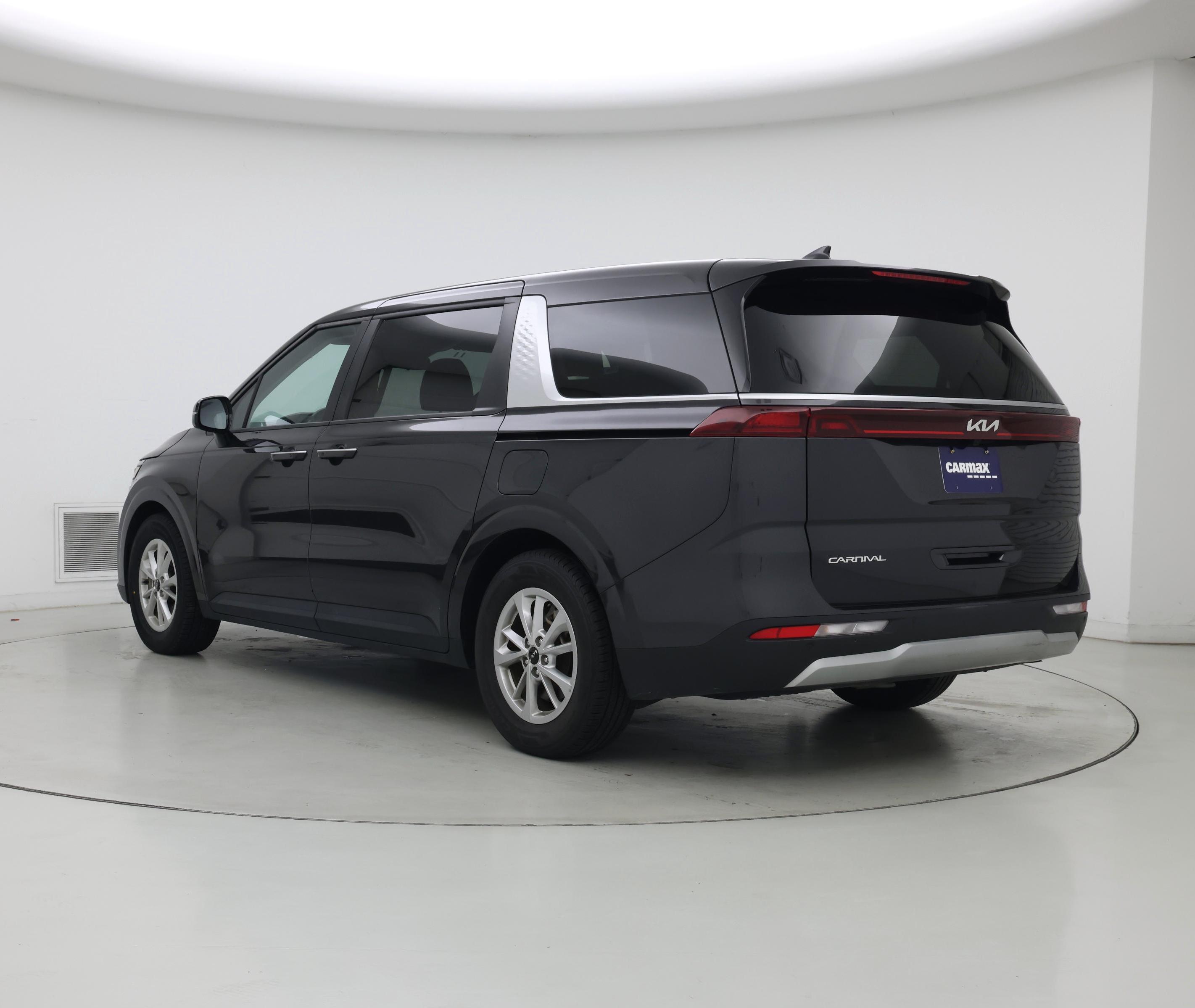 Thumbnail: 2024 Kia Carnival - 2