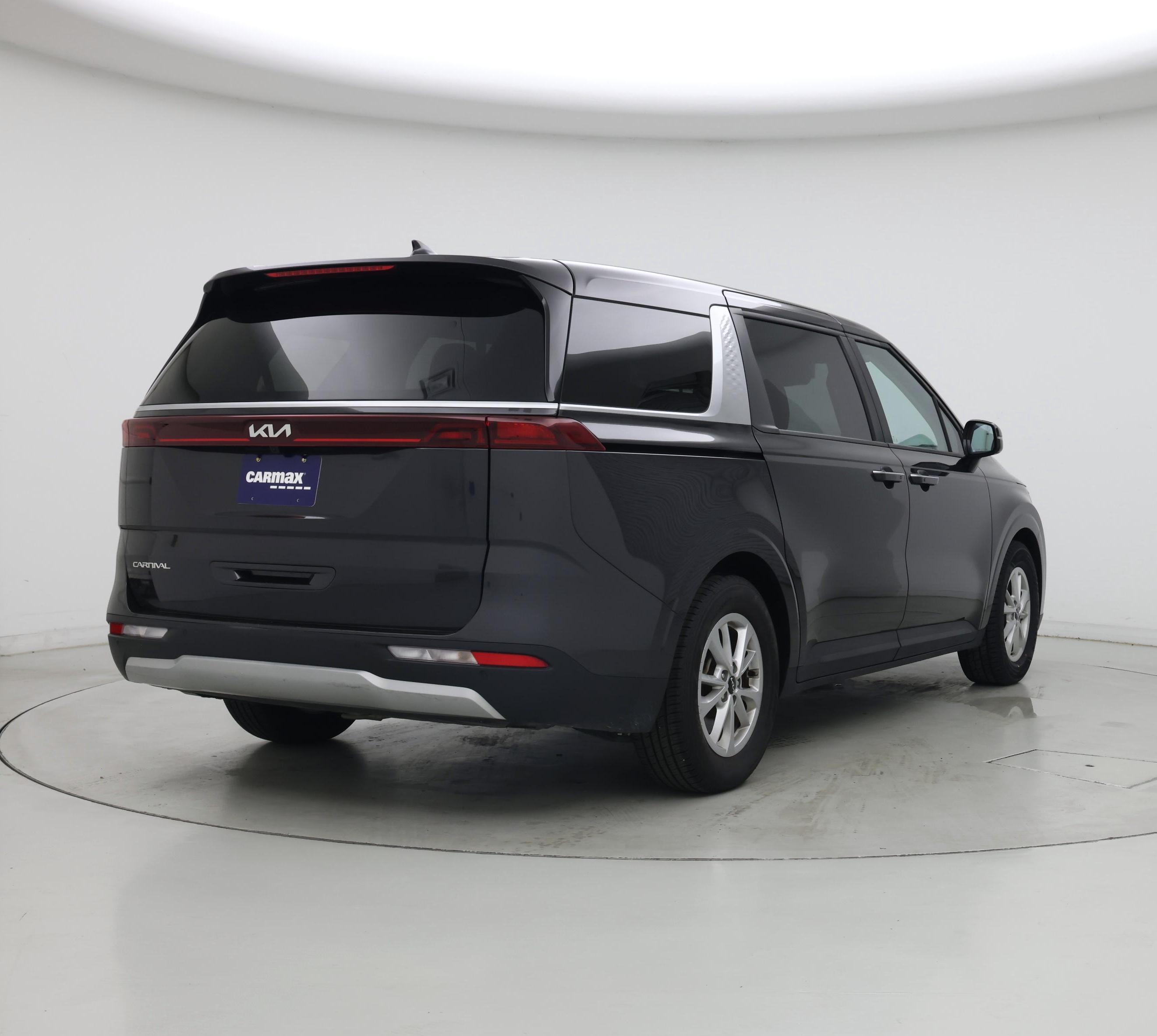 Thumbnail: 2024 Kia Carnival - 8