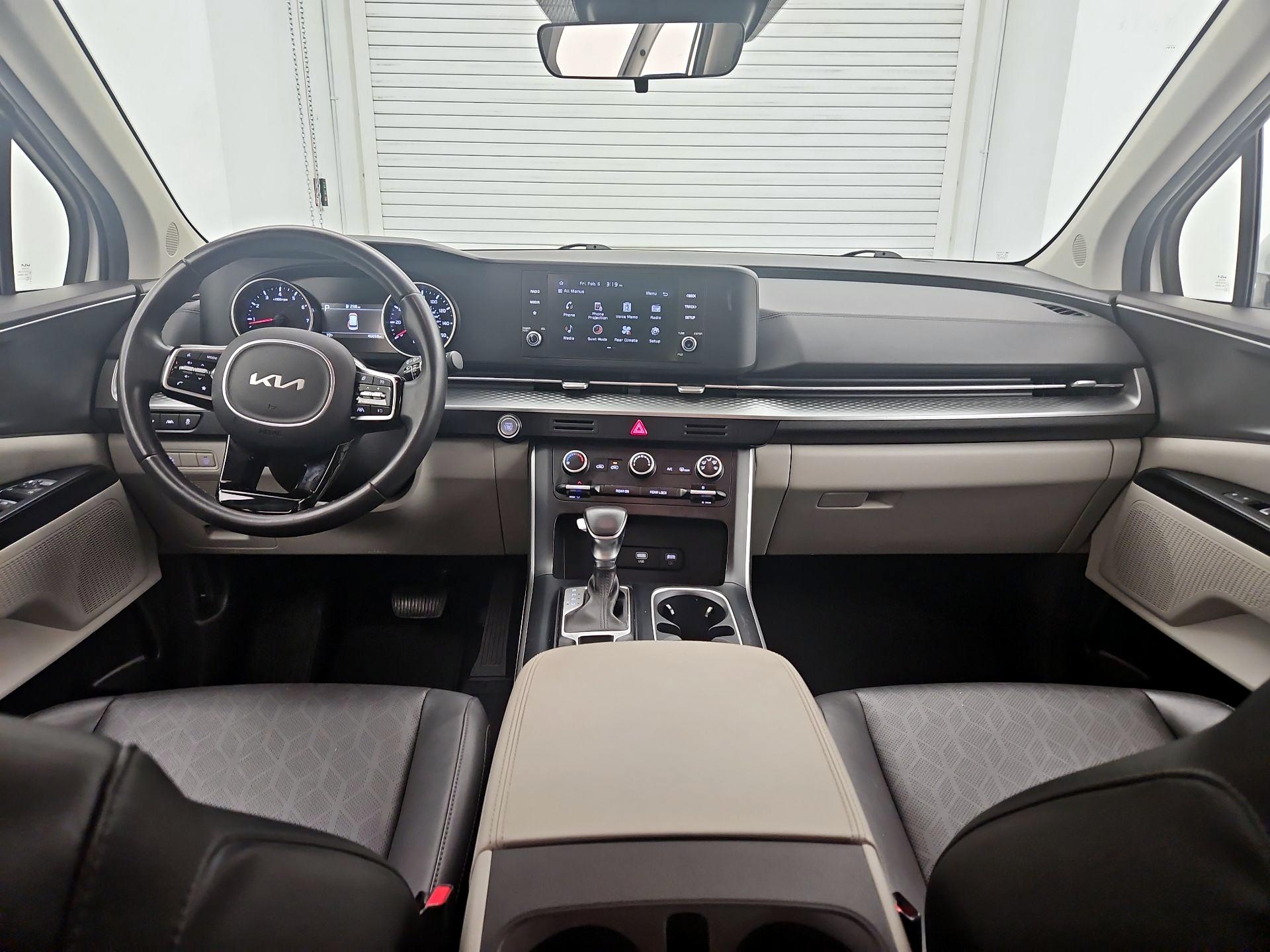 Thumbnail: 2024 Kia Carnival - 9