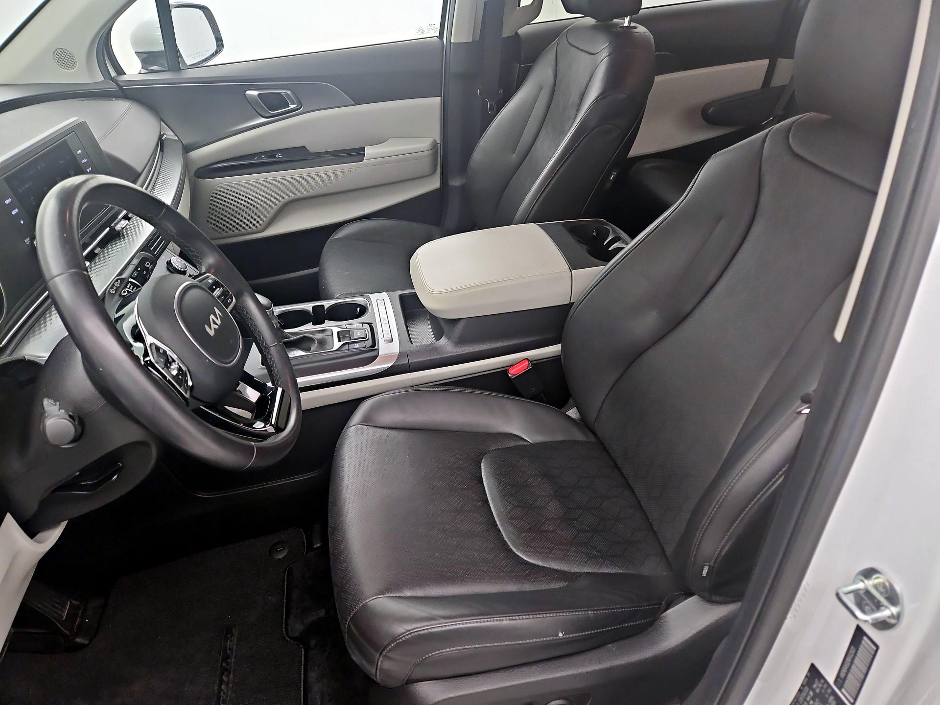 Thumbnail: 2024 Kia Carnival - 11