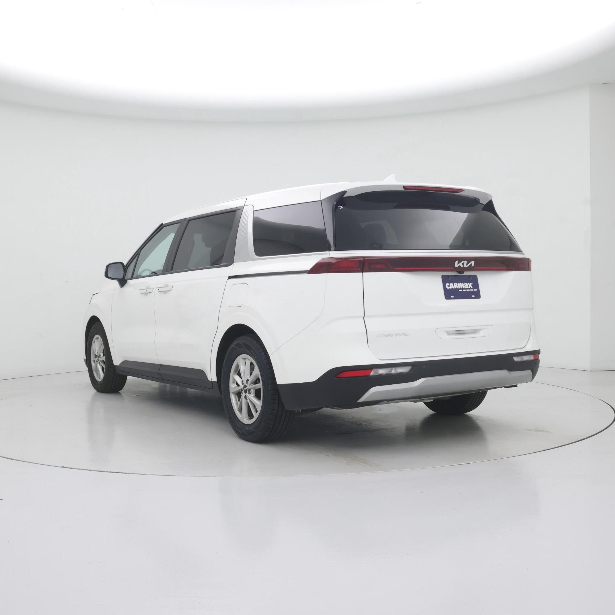 Thumbnail: 2024 Kia Carnival - 2