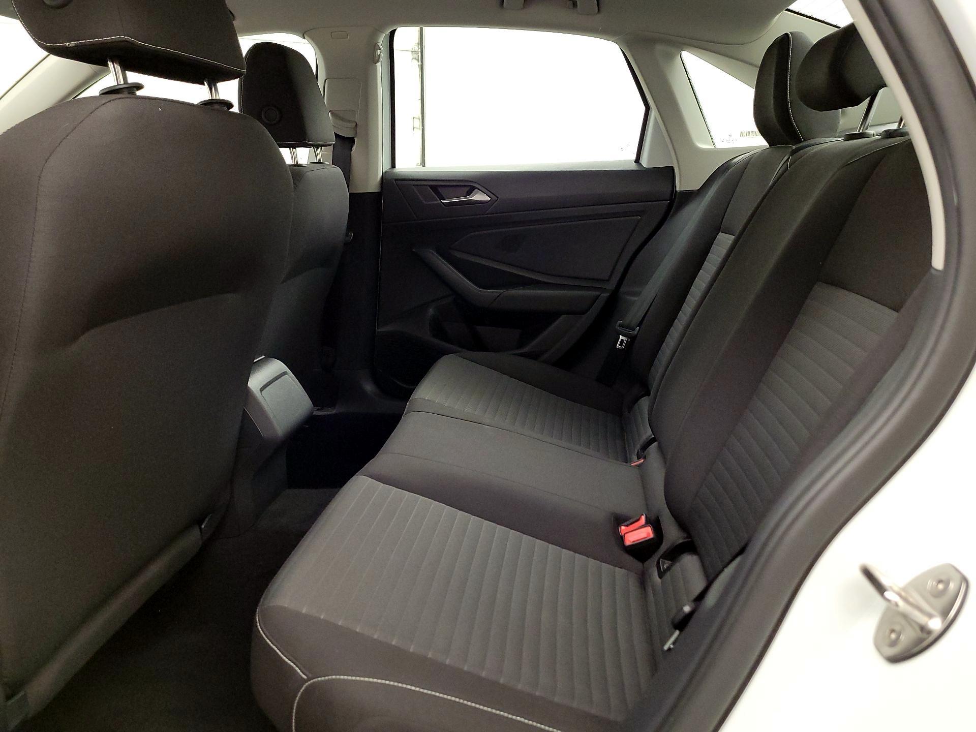 Thumbnail: 2024 Volkswagen Jetta - 19