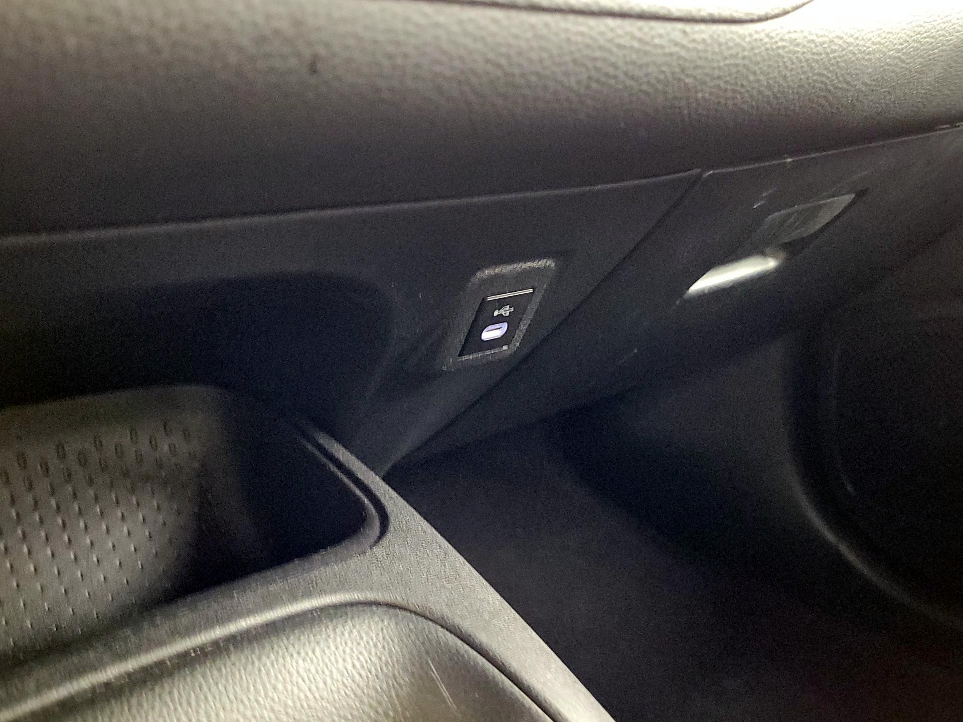 Thumbnail: 2024 Toyota Corolla - 18