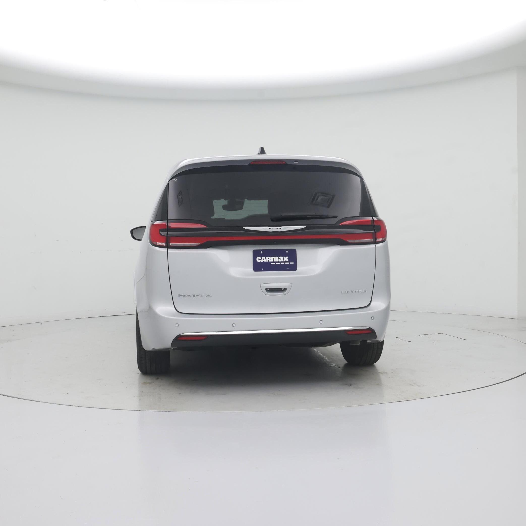 Thumbnail: 2024 Chrysler Pacifica - 6