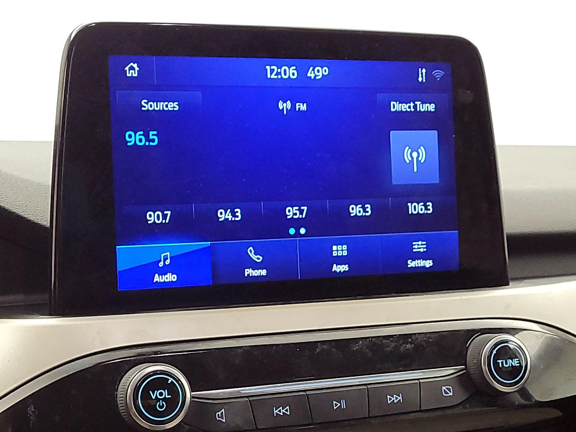 Thumbnail: 2021 Ford Escape - 15