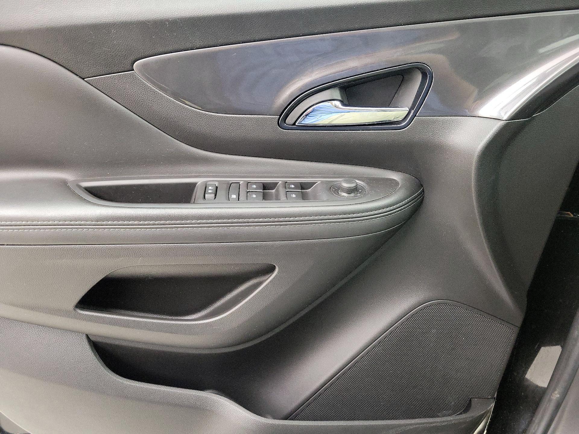 Thumbnail: 2021 Buick Encore - 12