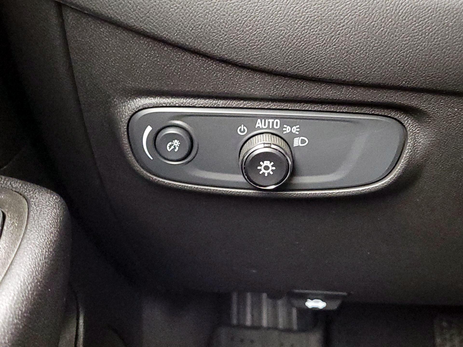 Thumbnail: 2024 Chevrolet Equinox - 13