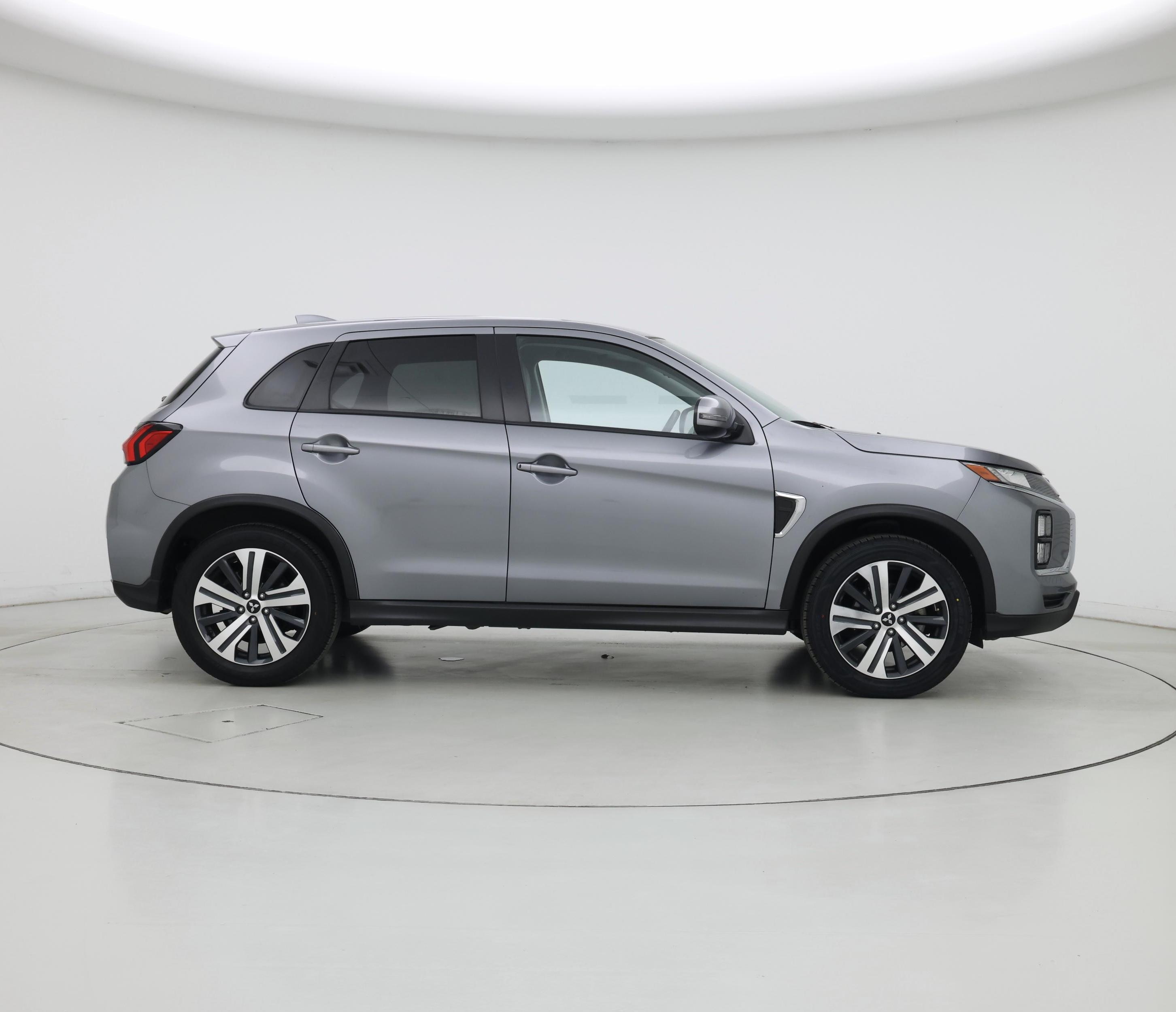 Thumbnail: 2024 Mitsubishi Outlander Sport - 7