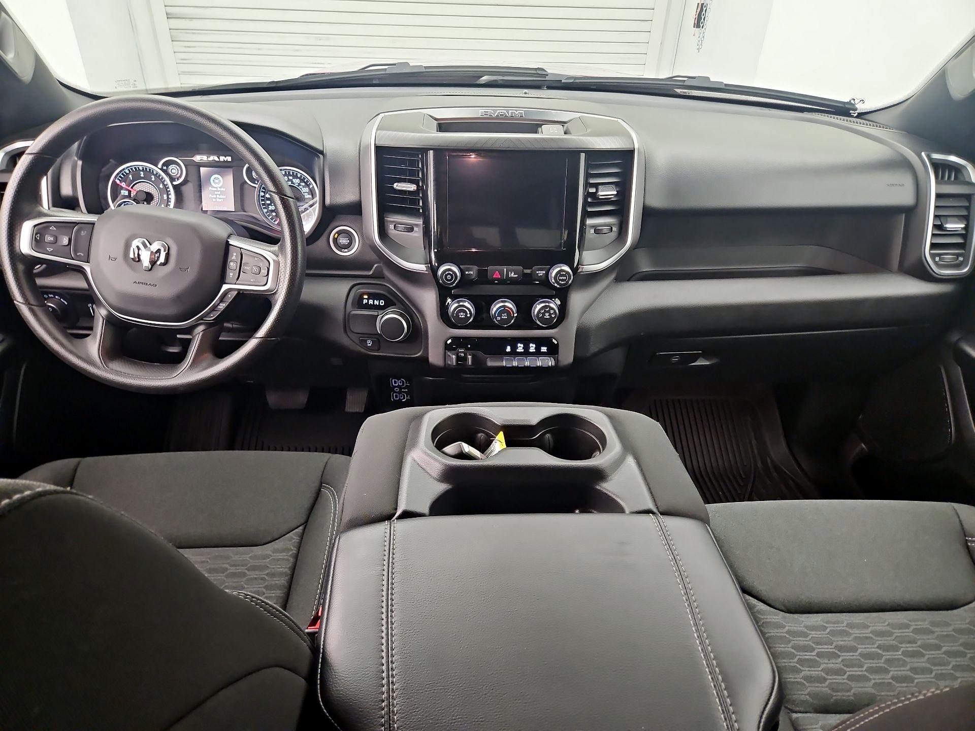 Thumbnail: 2025 RAM 1500 - 9