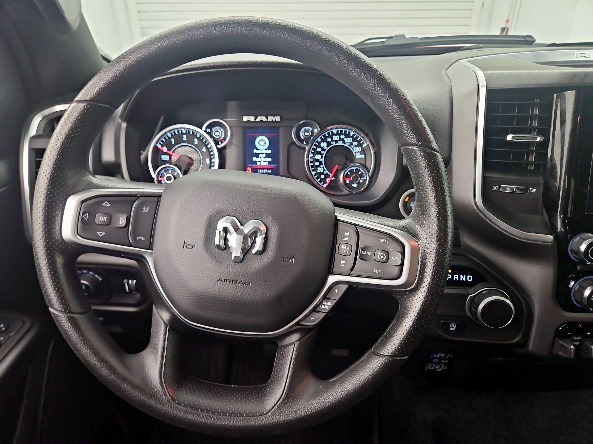 Thumbnail: 2025 RAM 1500 - 10