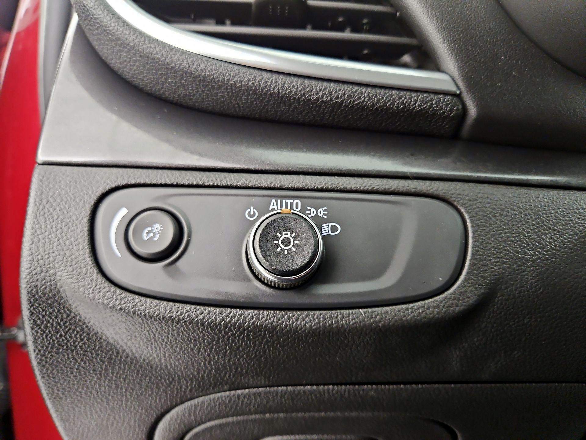 Thumbnail: 2022 Buick Encore - 13