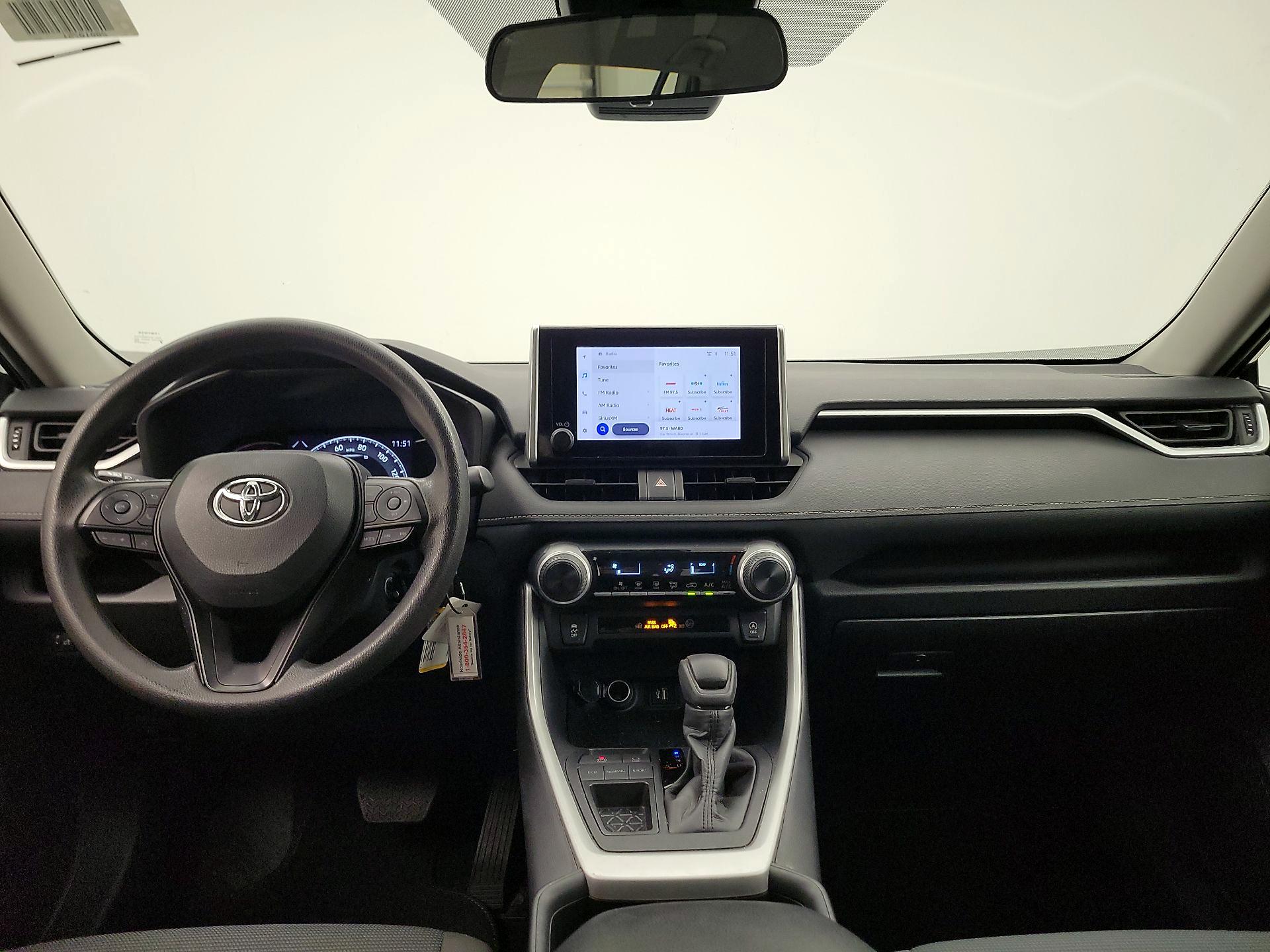 Thumbnail: 2024 Toyota RAV4 - 9