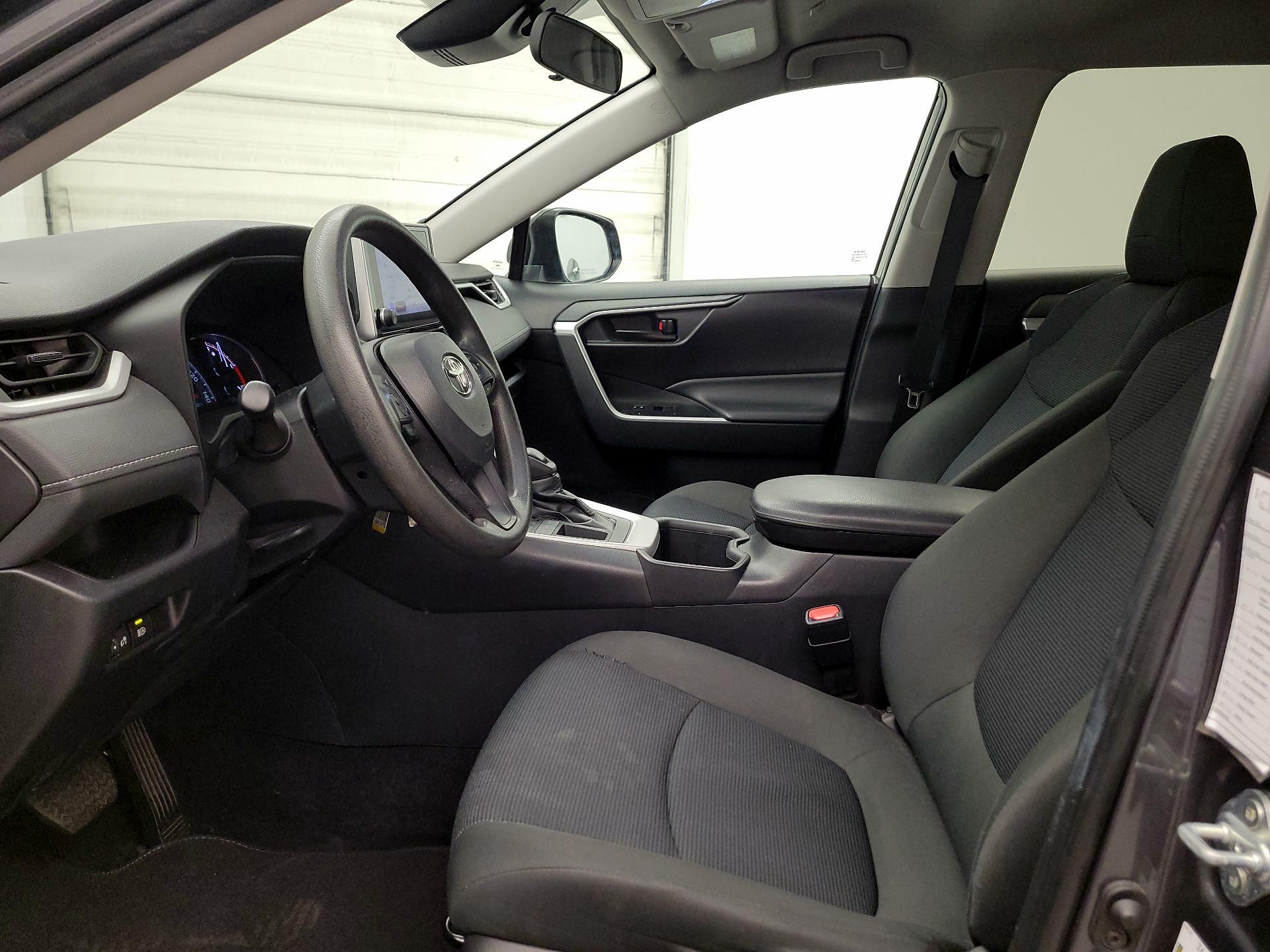 Thumbnail: 2024 Toyota RAV4 - 11