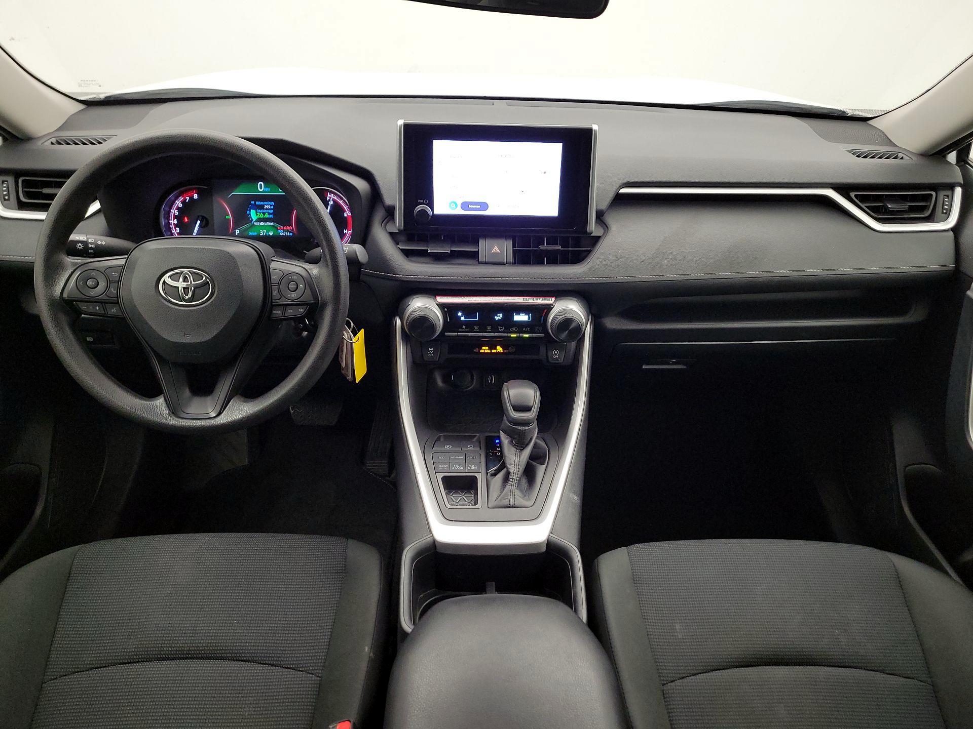 Thumbnail: 2024 Toyota RAV4 - 9