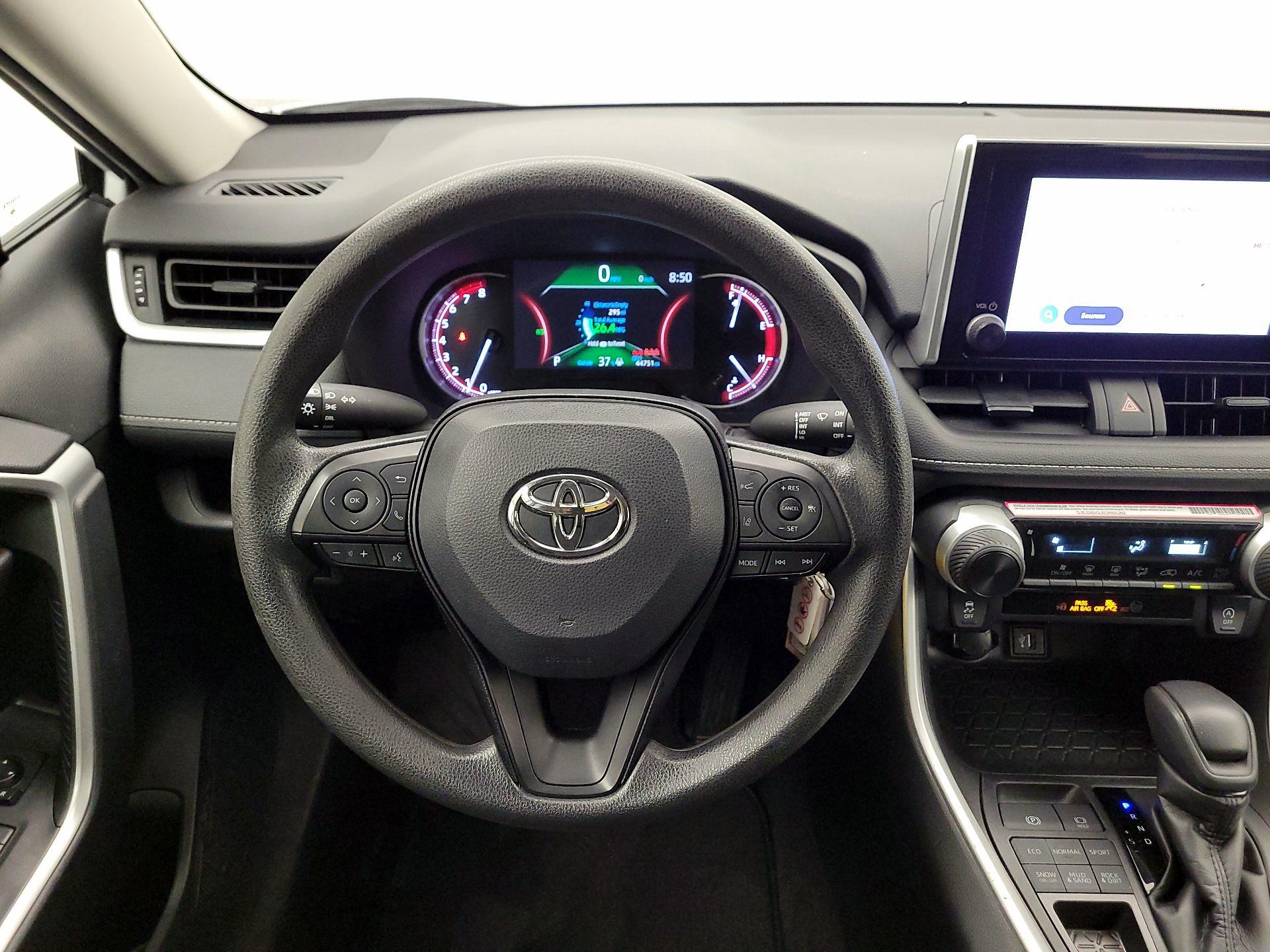 Thumbnail: 2024 Toyota RAV4 - 10