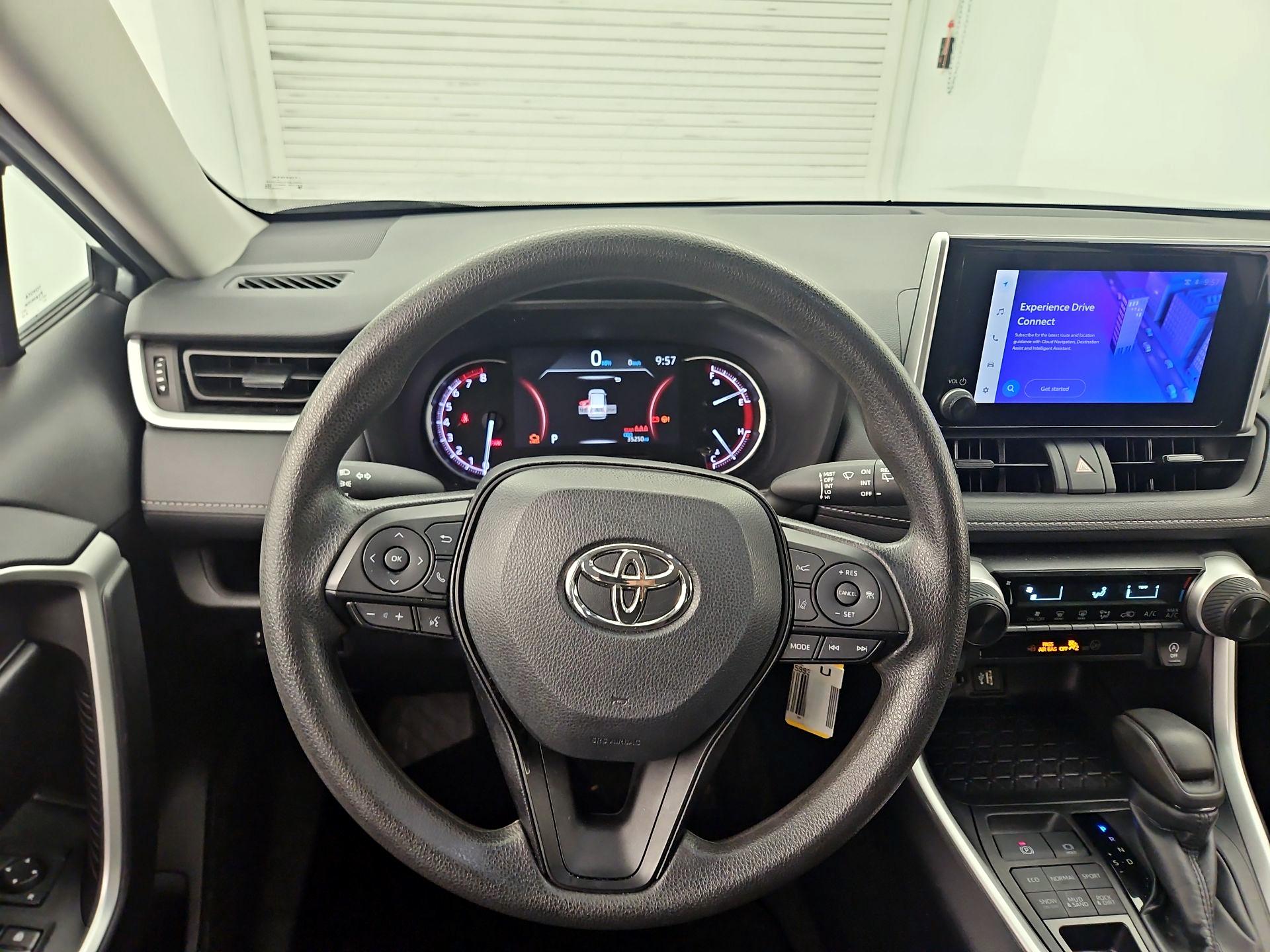 Thumbnail: 2024 Toyota RAV4 - 10