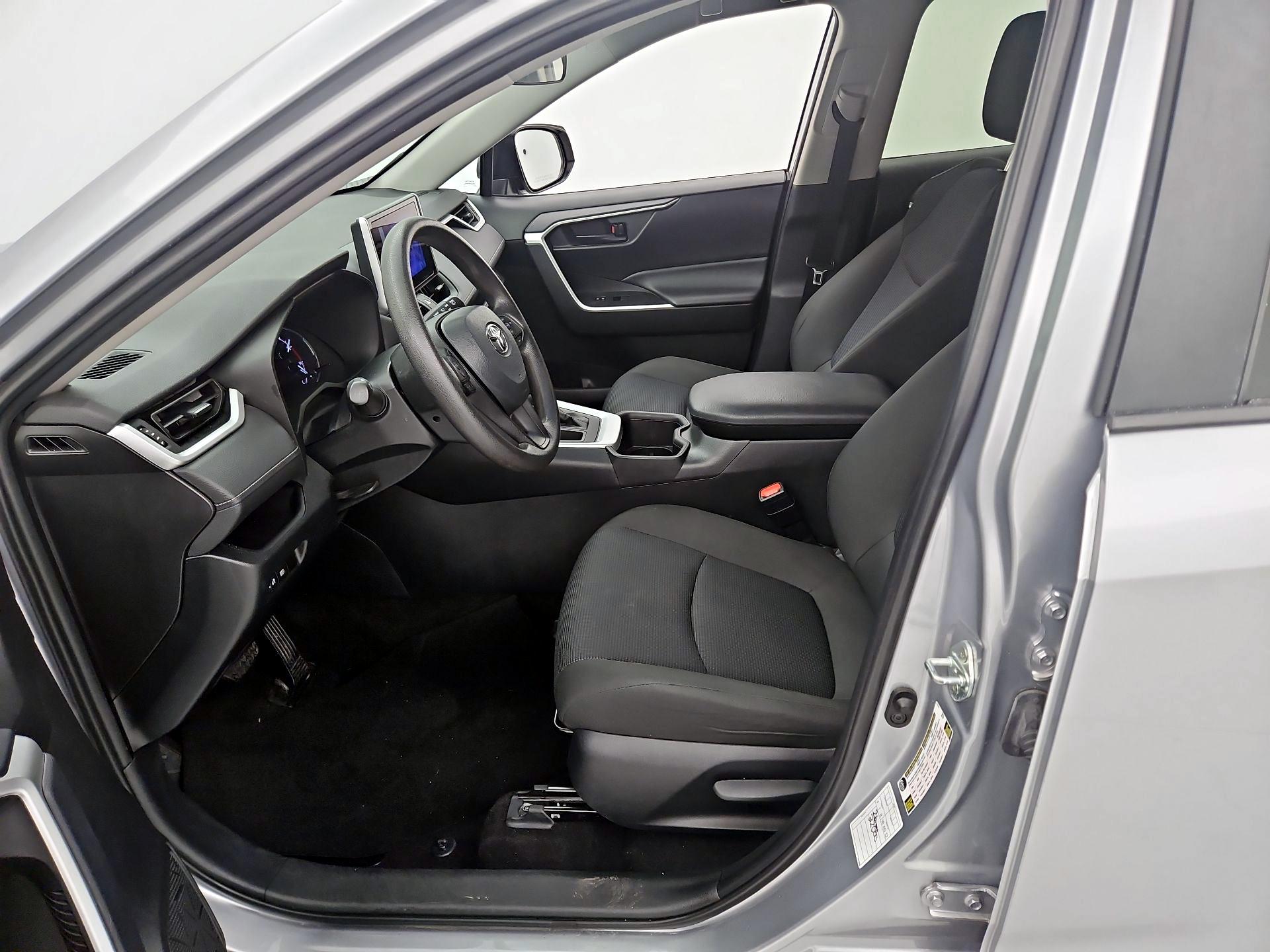 Thumbnail: 2024 Toyota RAV4 - 11