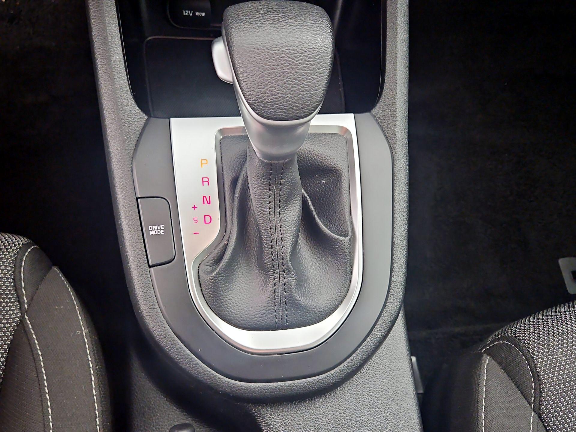 Thumbnail: 2024 Kia Forte - 17