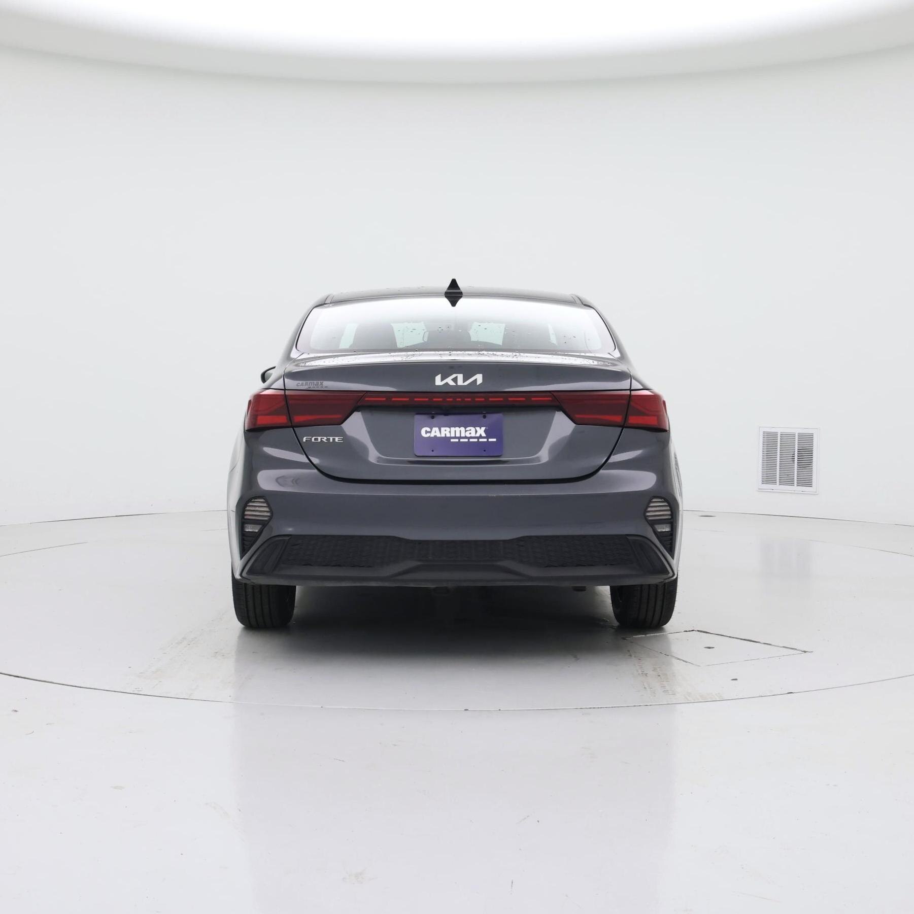 Thumbnail: 2024 Kia Forte - 6