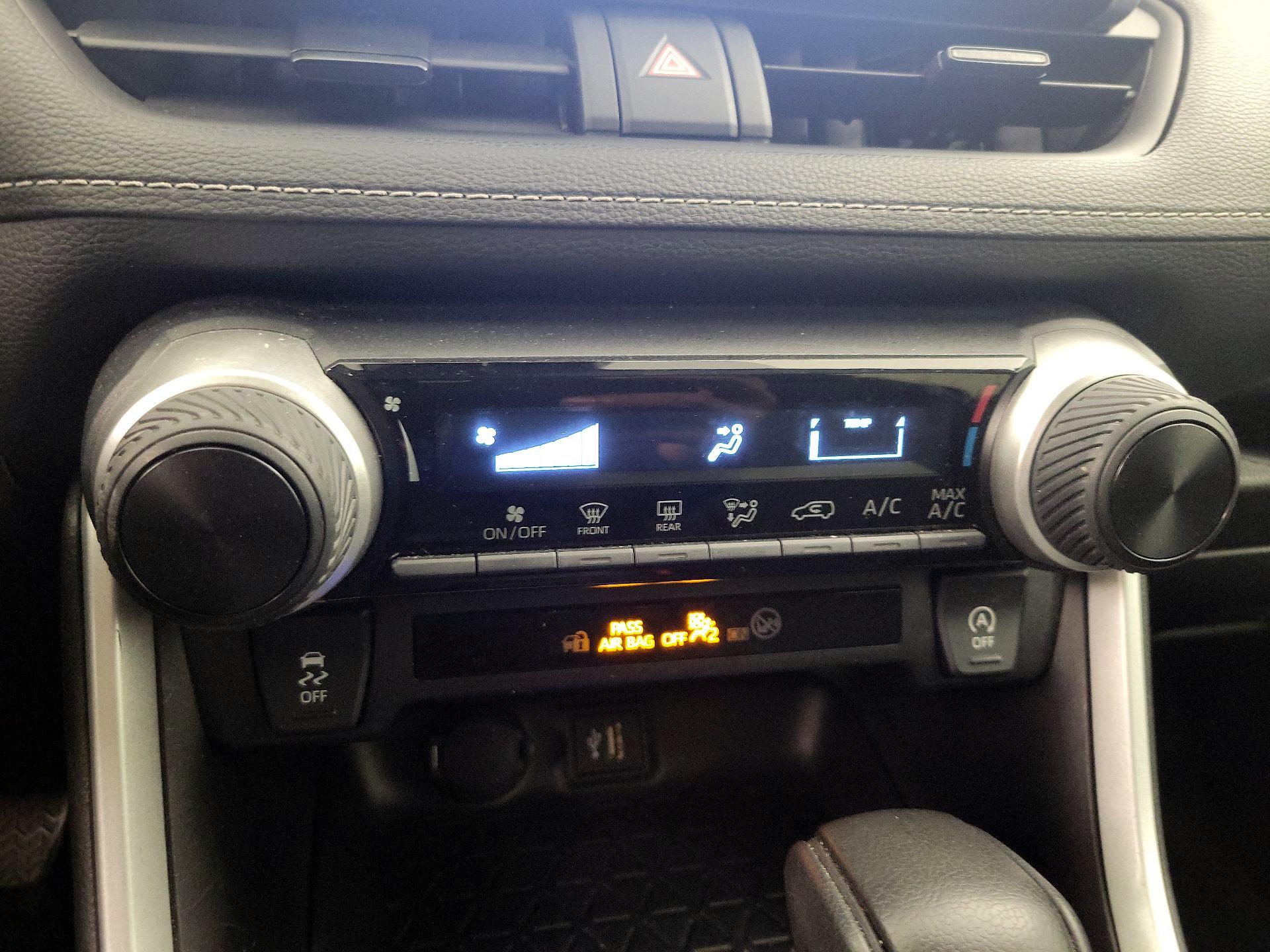 Thumbnail: 2024 Toyota RAV4 - 16