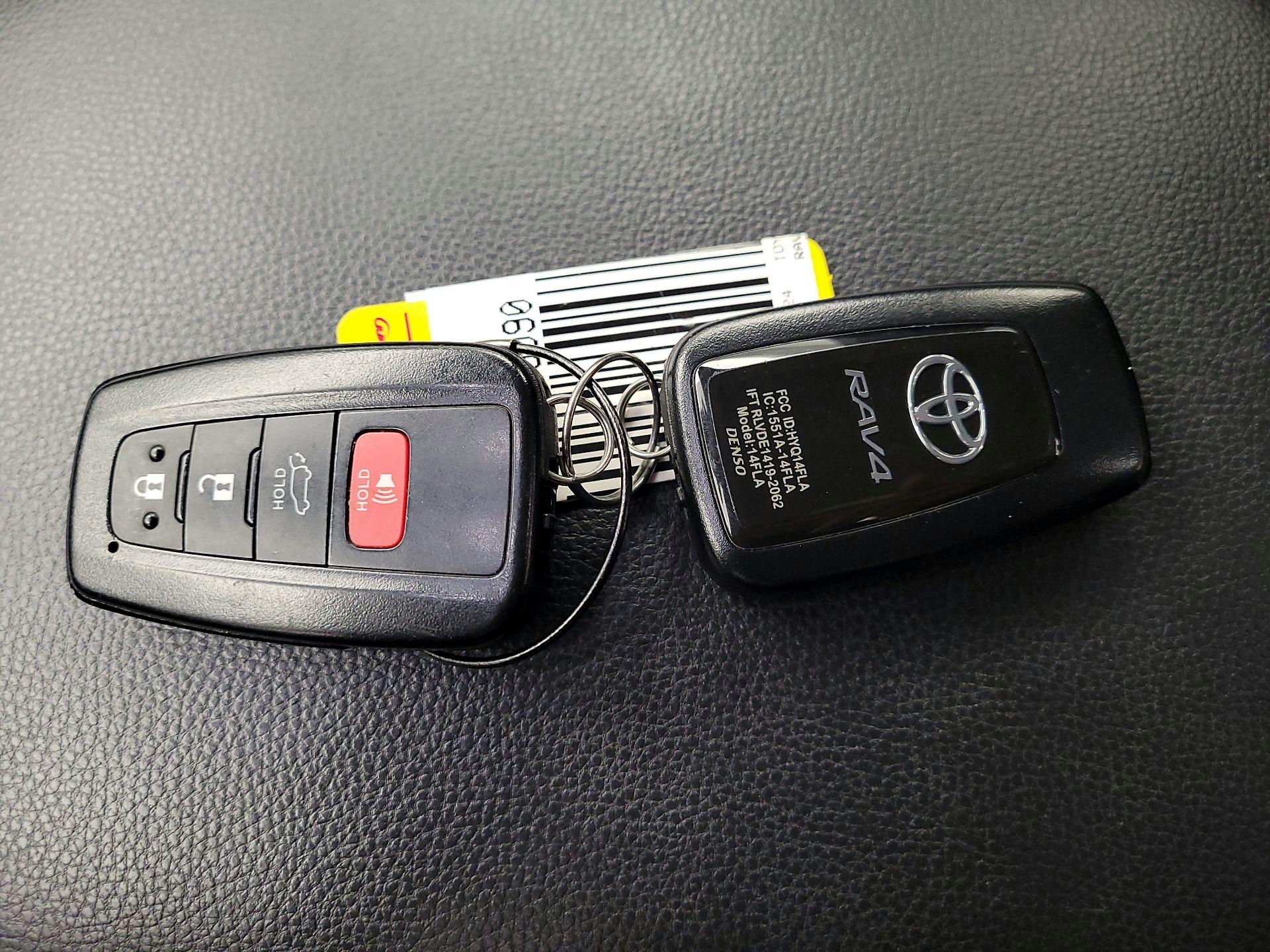 Thumbnail: 2024 Toyota RAV4 - 18