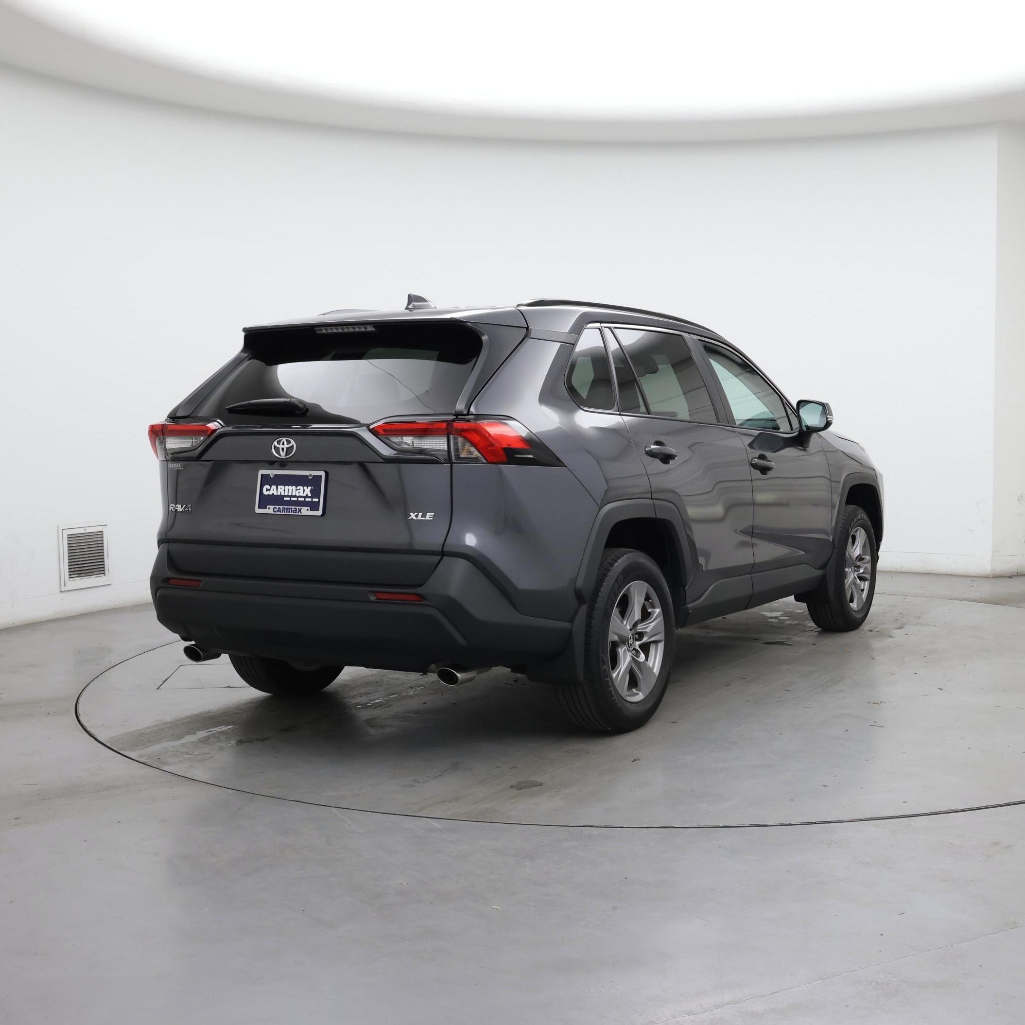 Thumbnail: 2024 Toyota RAV4 - 8