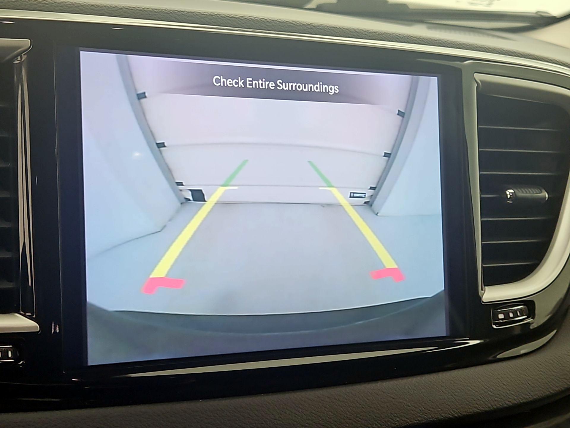 Thumbnail: 2024 Chrysler Pacifica - 14