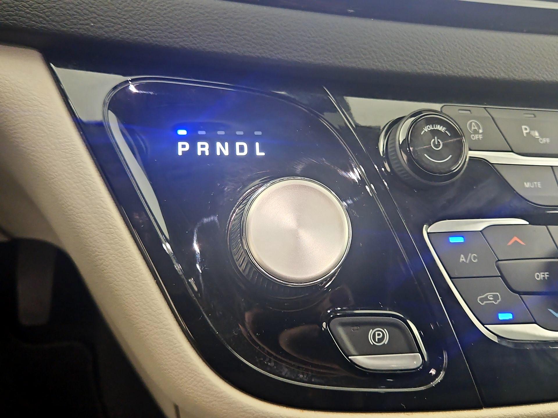 Thumbnail: 2024 Chrysler Pacifica - 17