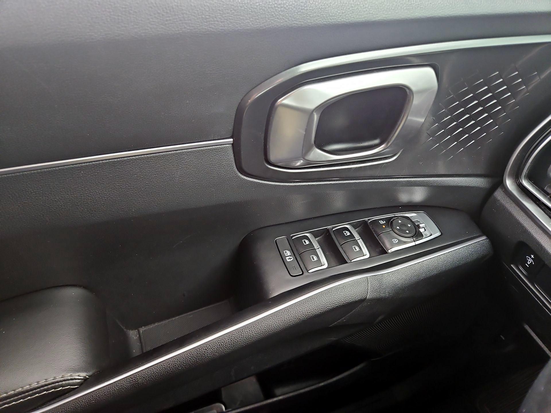 Thumbnail: 2024 Kia Sorento - 12