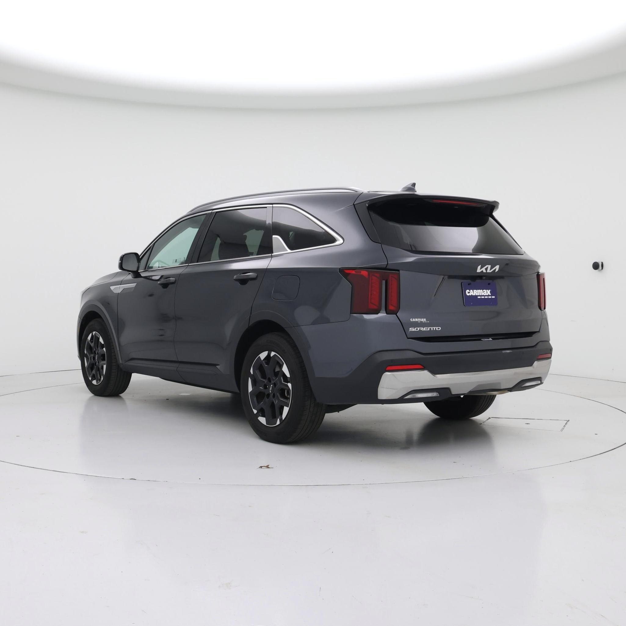 Thumbnail: 2024 Kia Sorento - 2