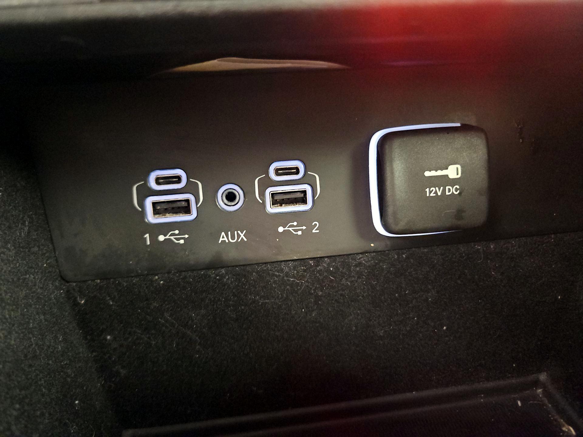 Thumbnail: 2023 Jeep Grand Cherokee L - 19