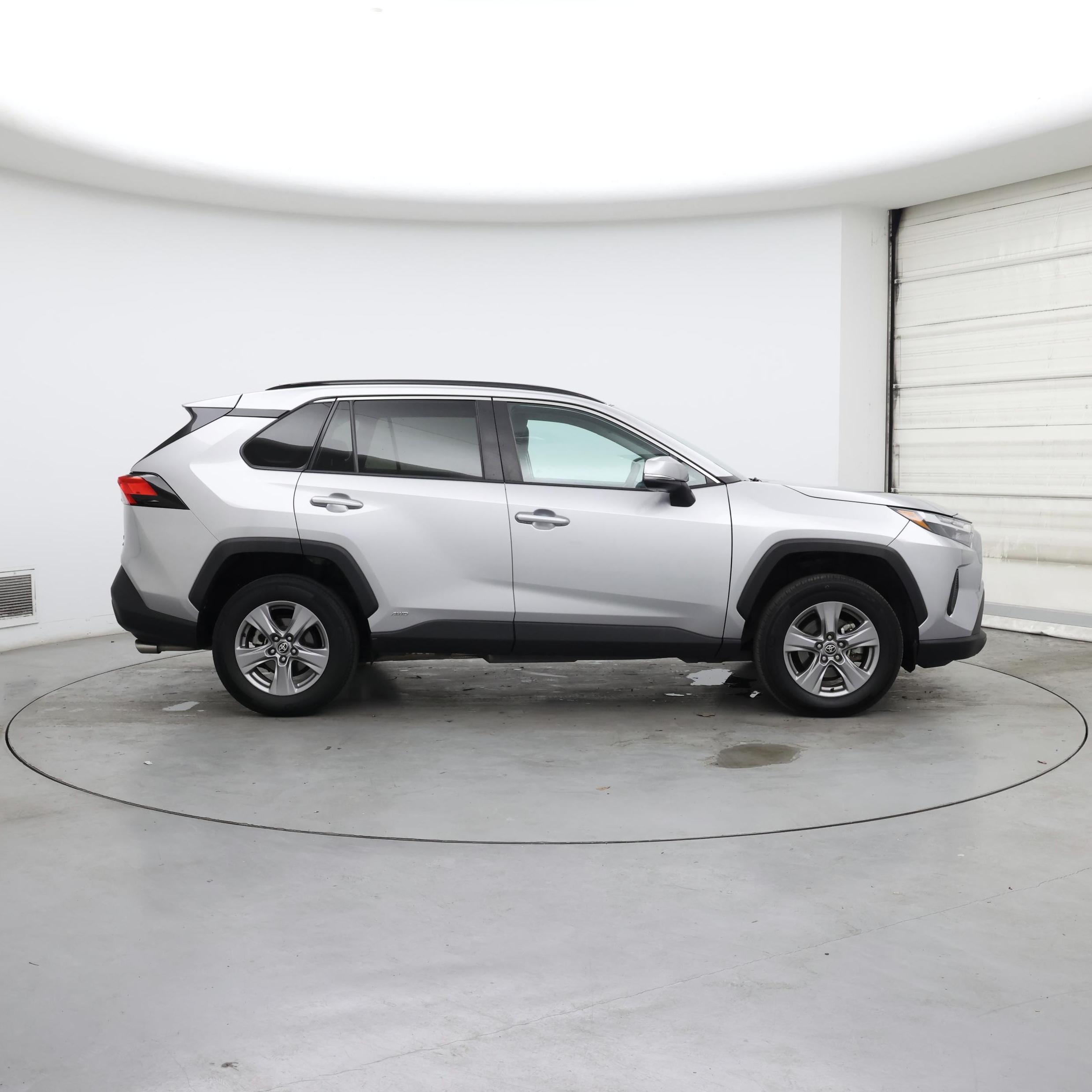 Thumbnail: 2023 Toyota RAV4 - 7