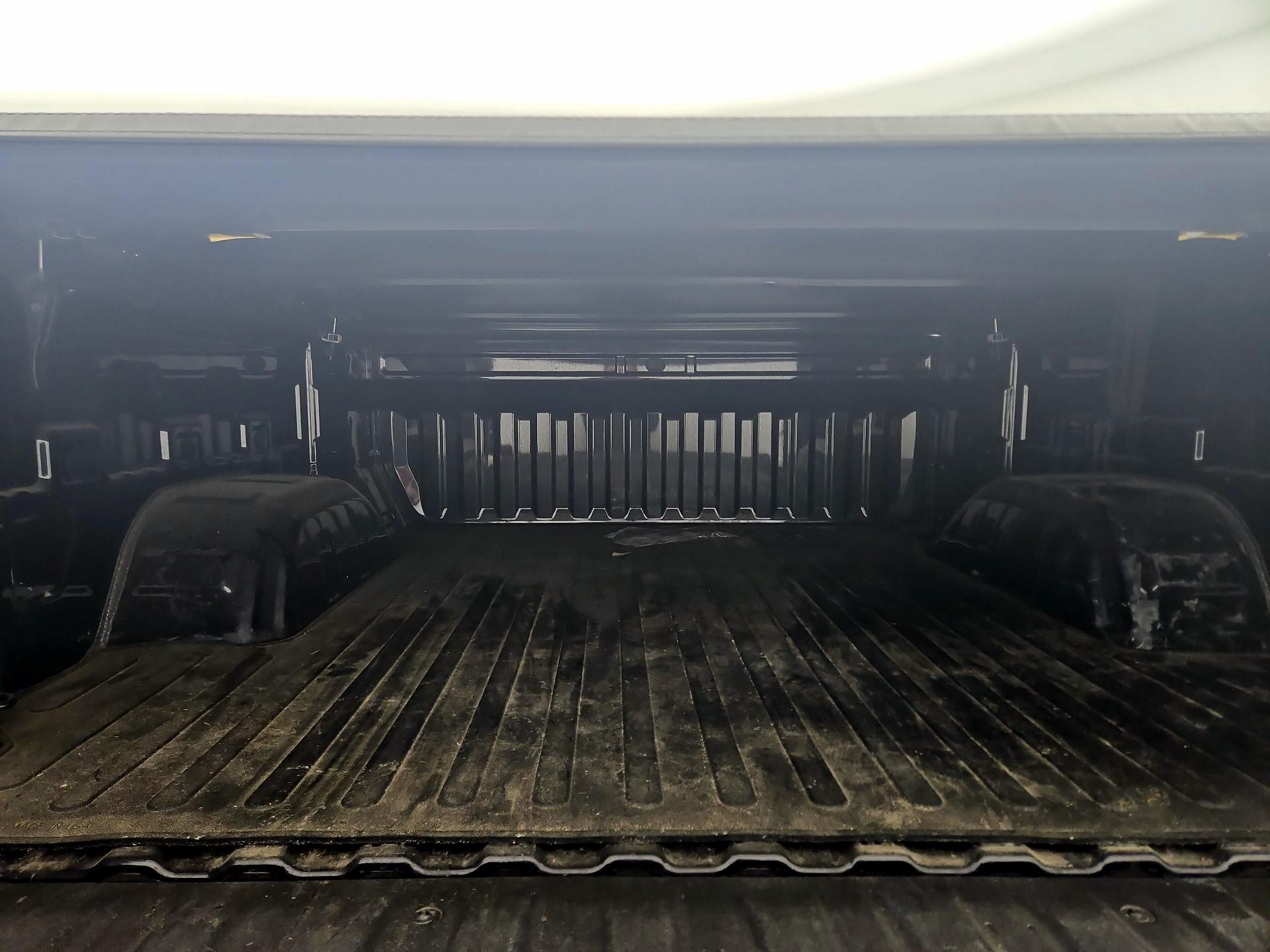 Thumbnail: 2023 Chevrolet Silverado 1500 - 20